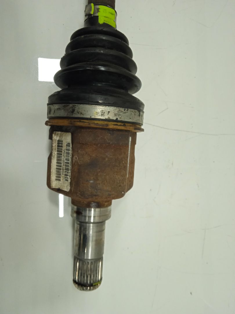 Transmision delantera izquierda chrysler voyager (rg) 2.5 crd executive