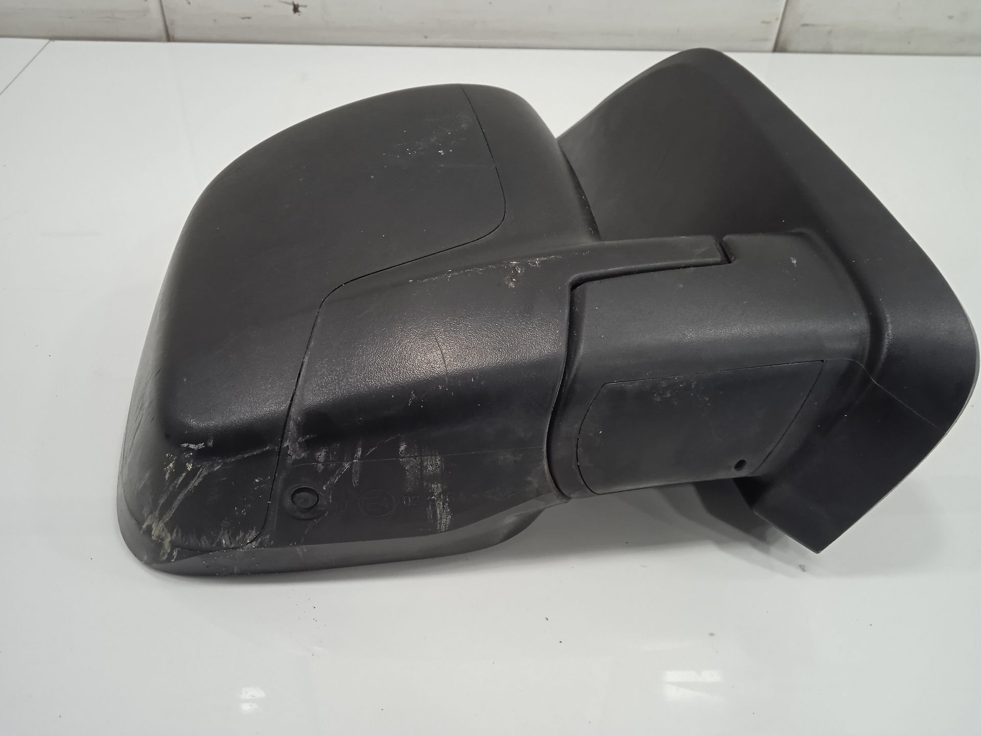 Retrovisor derecho   no identificado