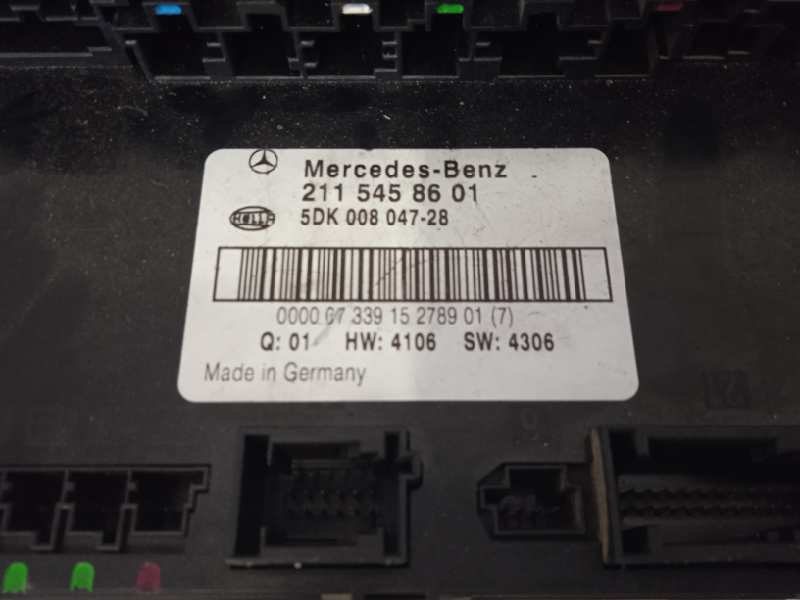 Caja reles / fusibles mercedes-benz clase c (bm 203) berlina 180 (203.035)