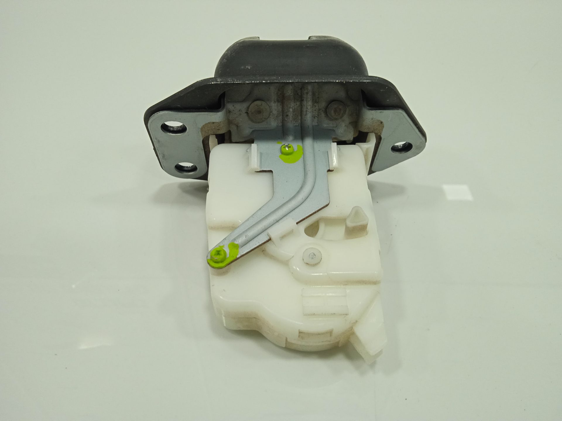 Cerradura maletero / porton nissan juke (f15e) ministry of sound