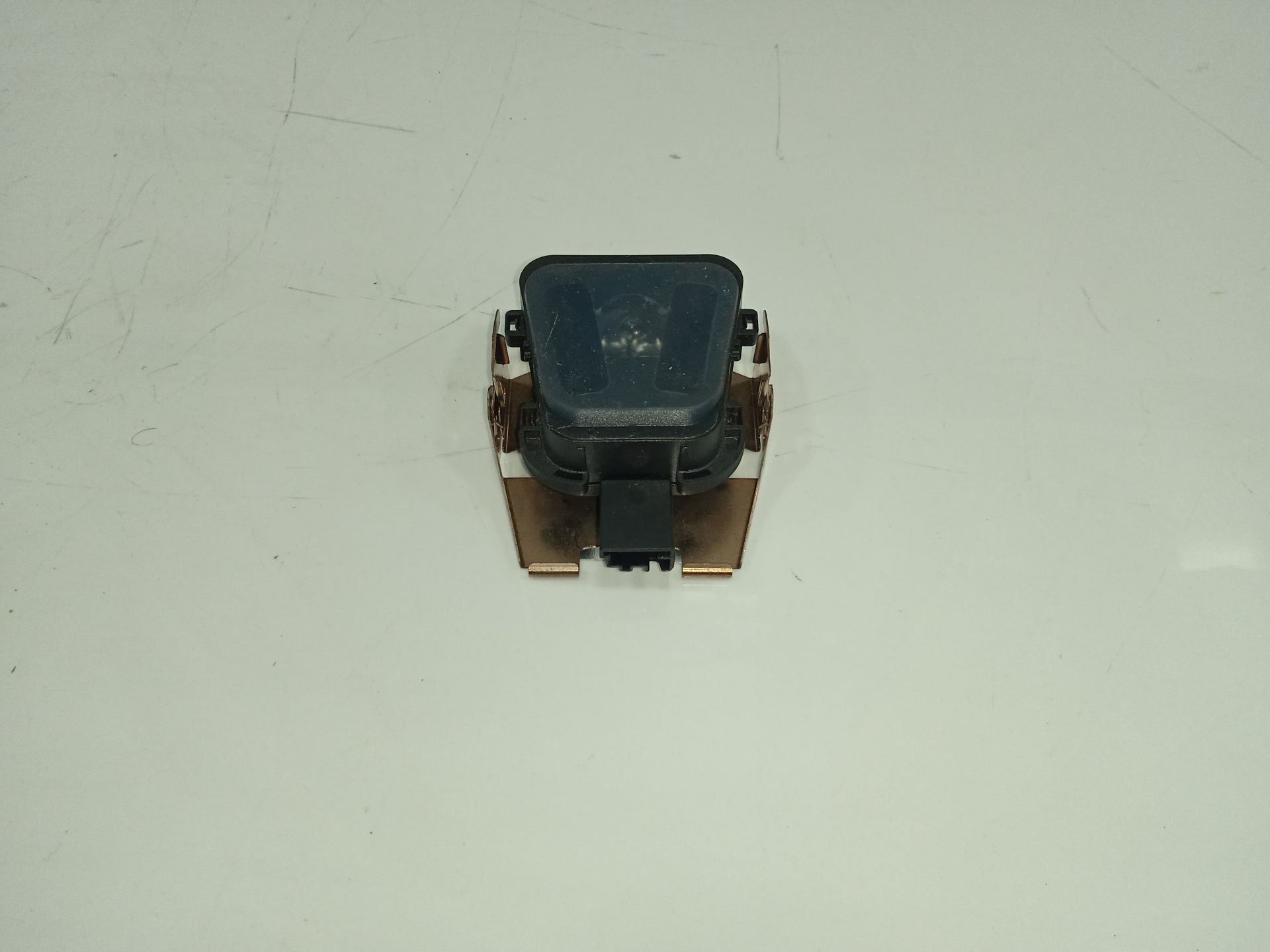 Sensor lluvia / luz   no identificado