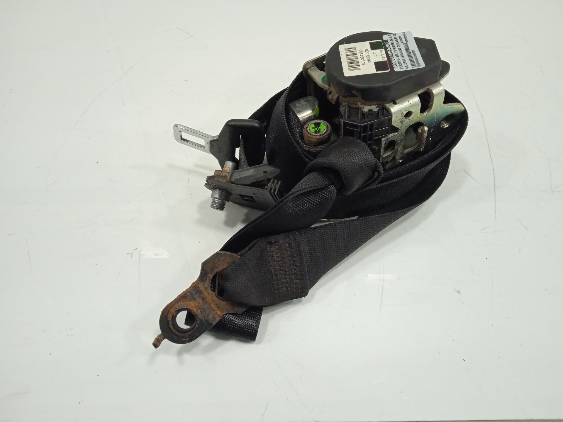 Cinturon seguridad delantero izquierdo 210211213214216 cdi (906.6