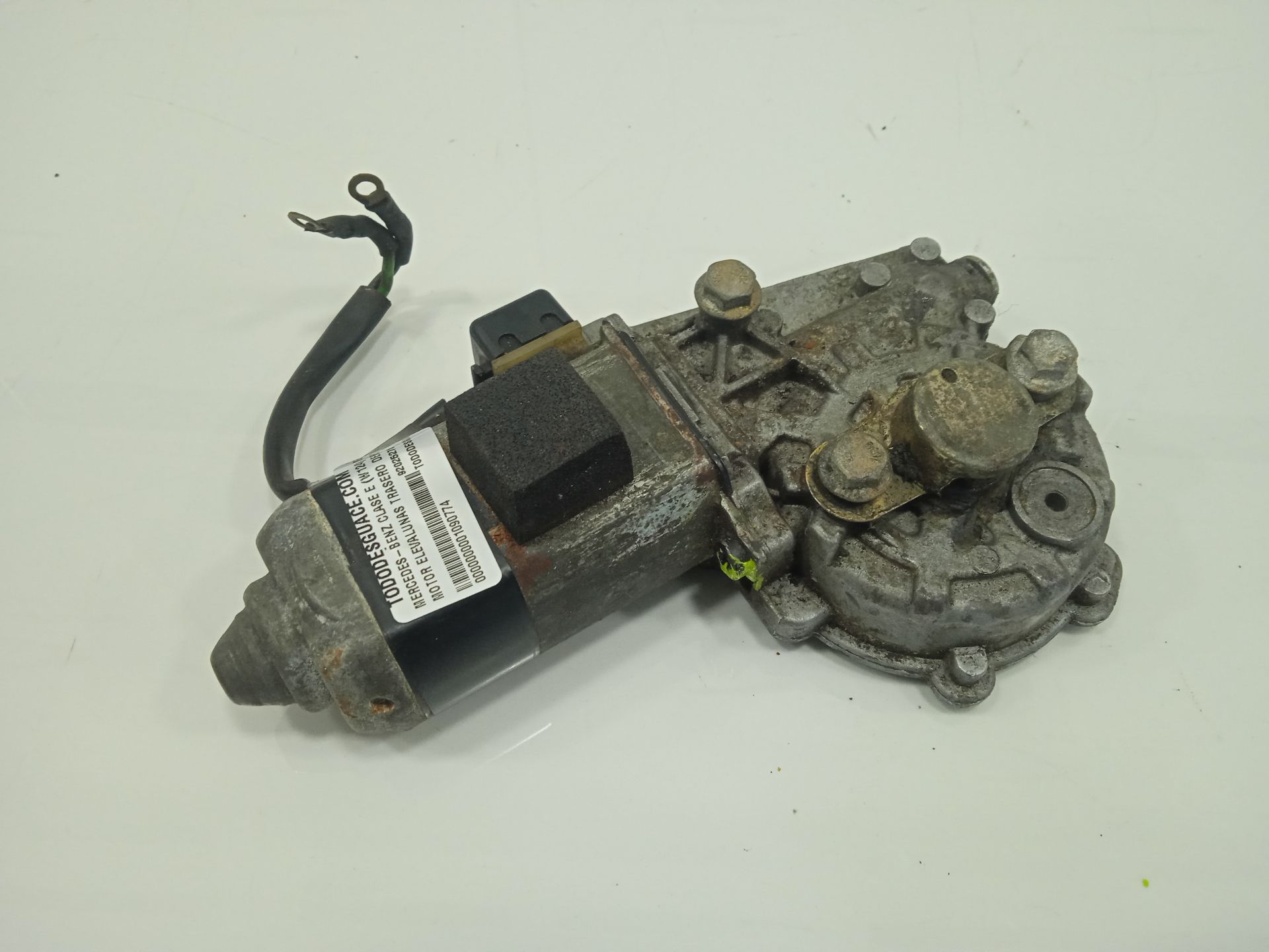 Motor elevalunas trasero derecho mercedes-benz clase e (bm 124) berlina e 300 diesel (124.131)