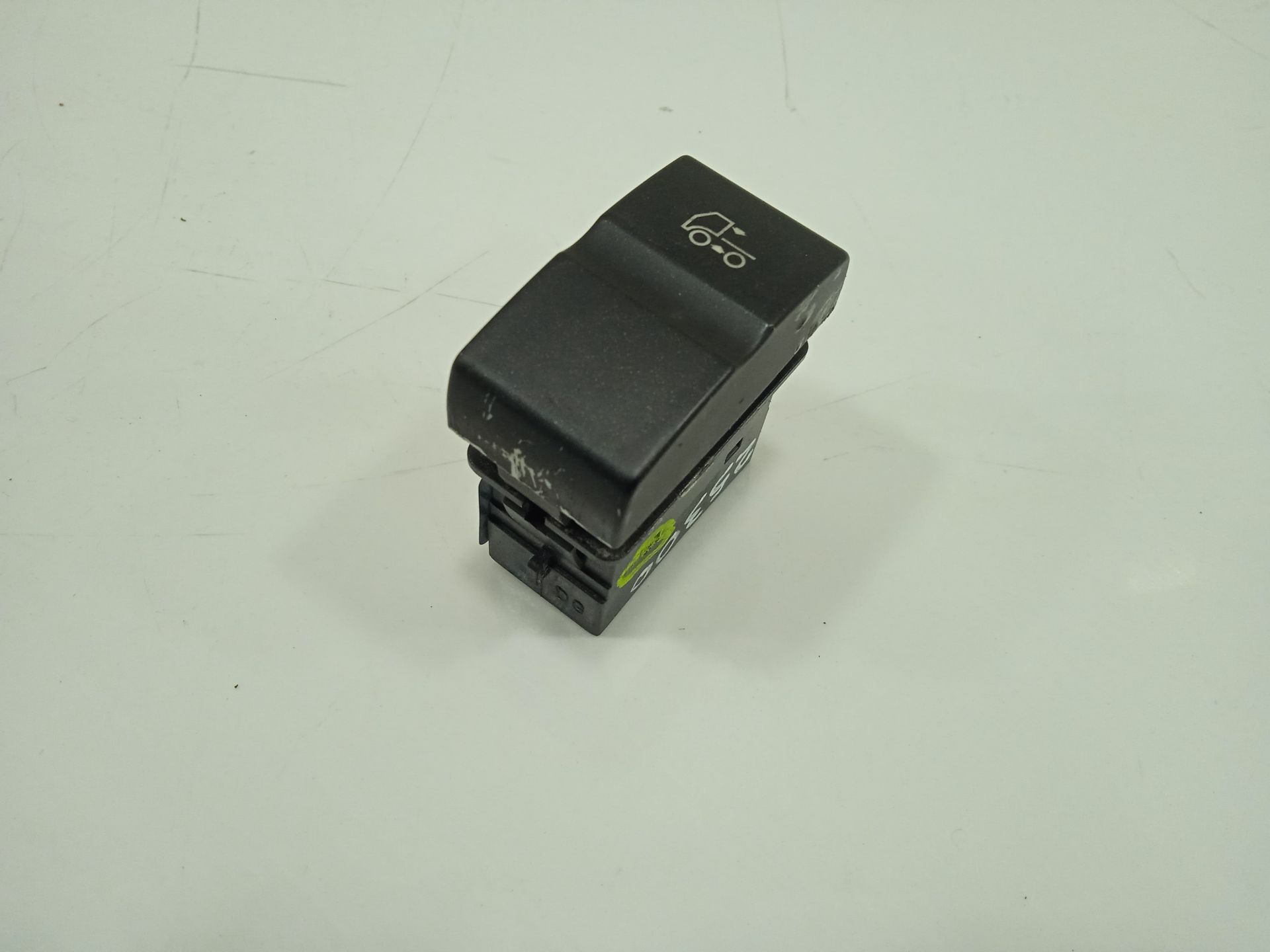 Interruptor iveco stralis (ad hi-streetat hi-road)(07.2012) fg ad tp                    4