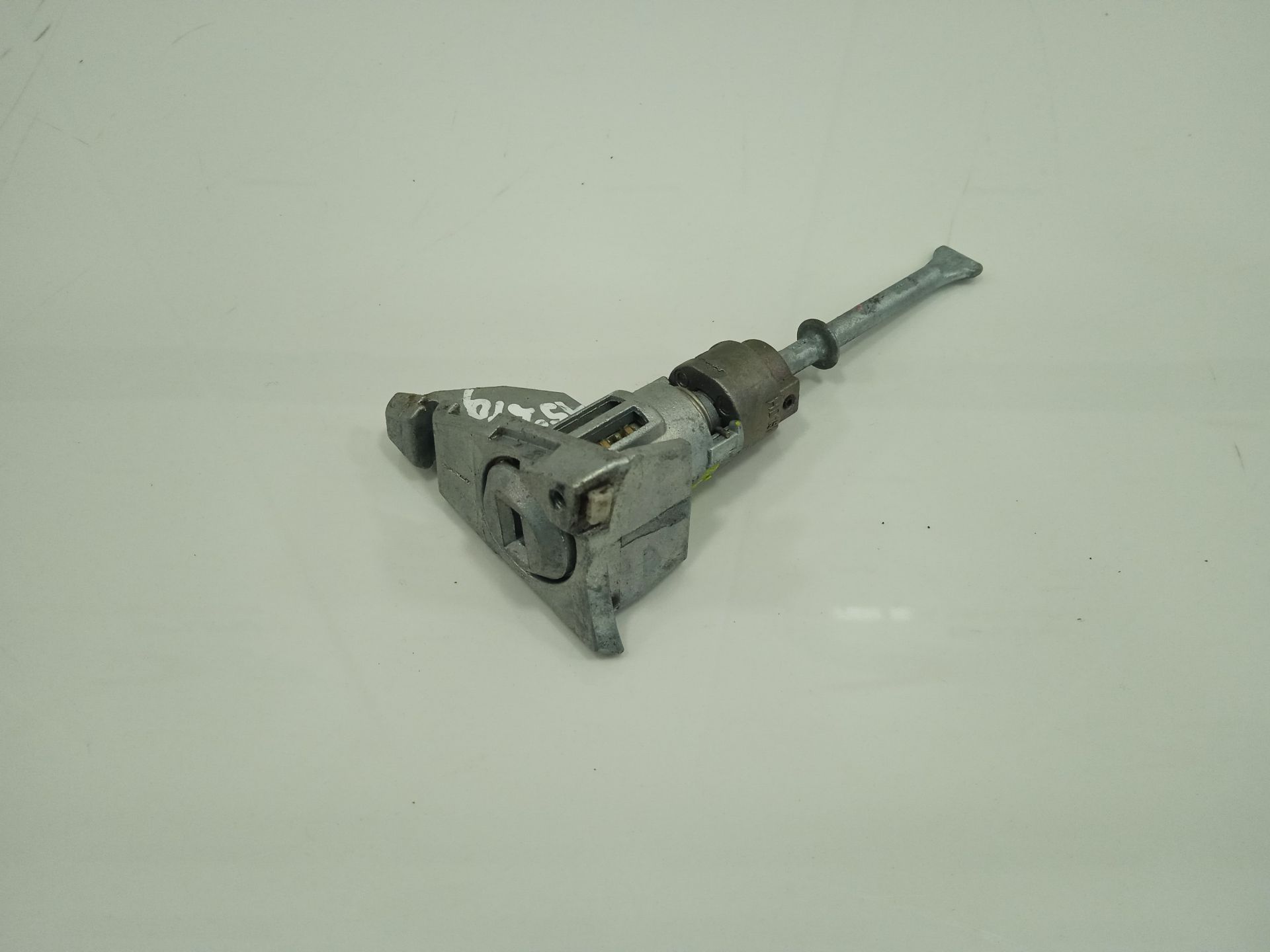 Bombin puerta delantera izquierda hyundai i40 (vf) gl bluedrive city  bluedrive 