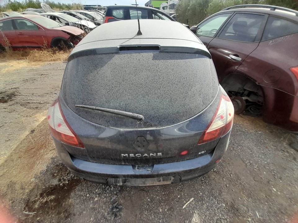 Paragolpes trasero renault megane iii berlina 5p dynamique