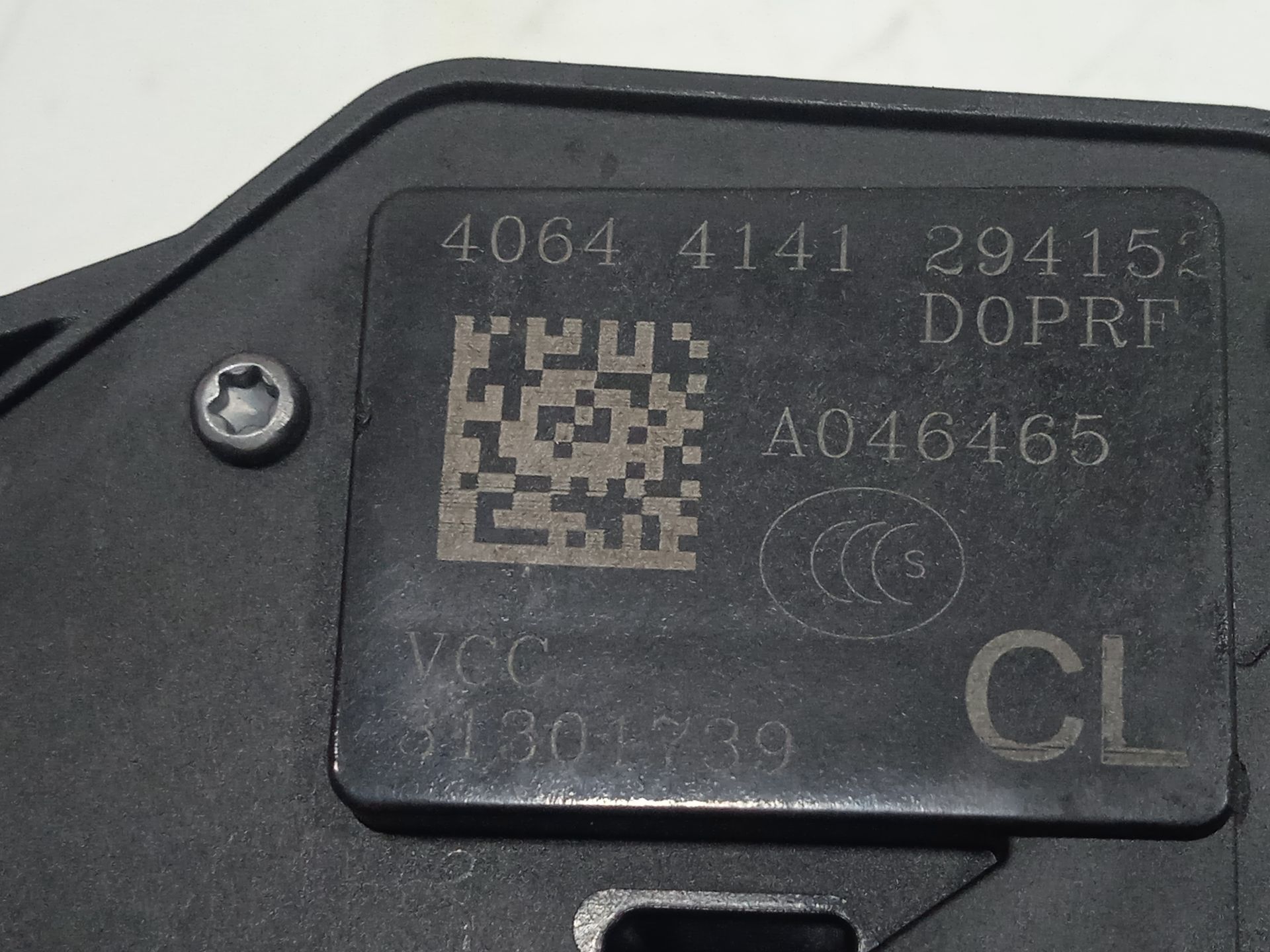 Cerradura puerta delantera derecha volvo v60 familiar kinetic