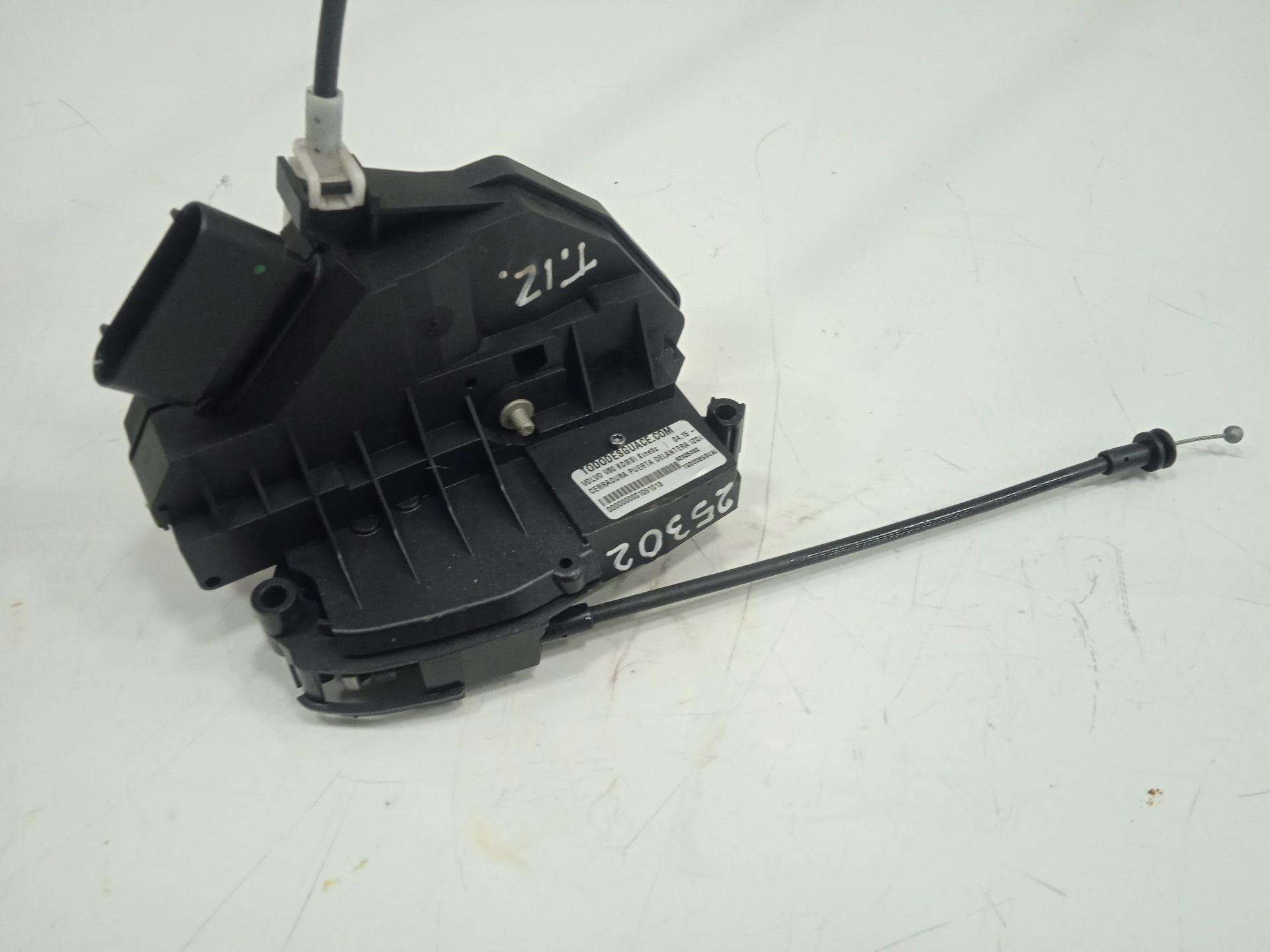 Cerradura puerta delantera izquierda volvo v60 familiar kinetic