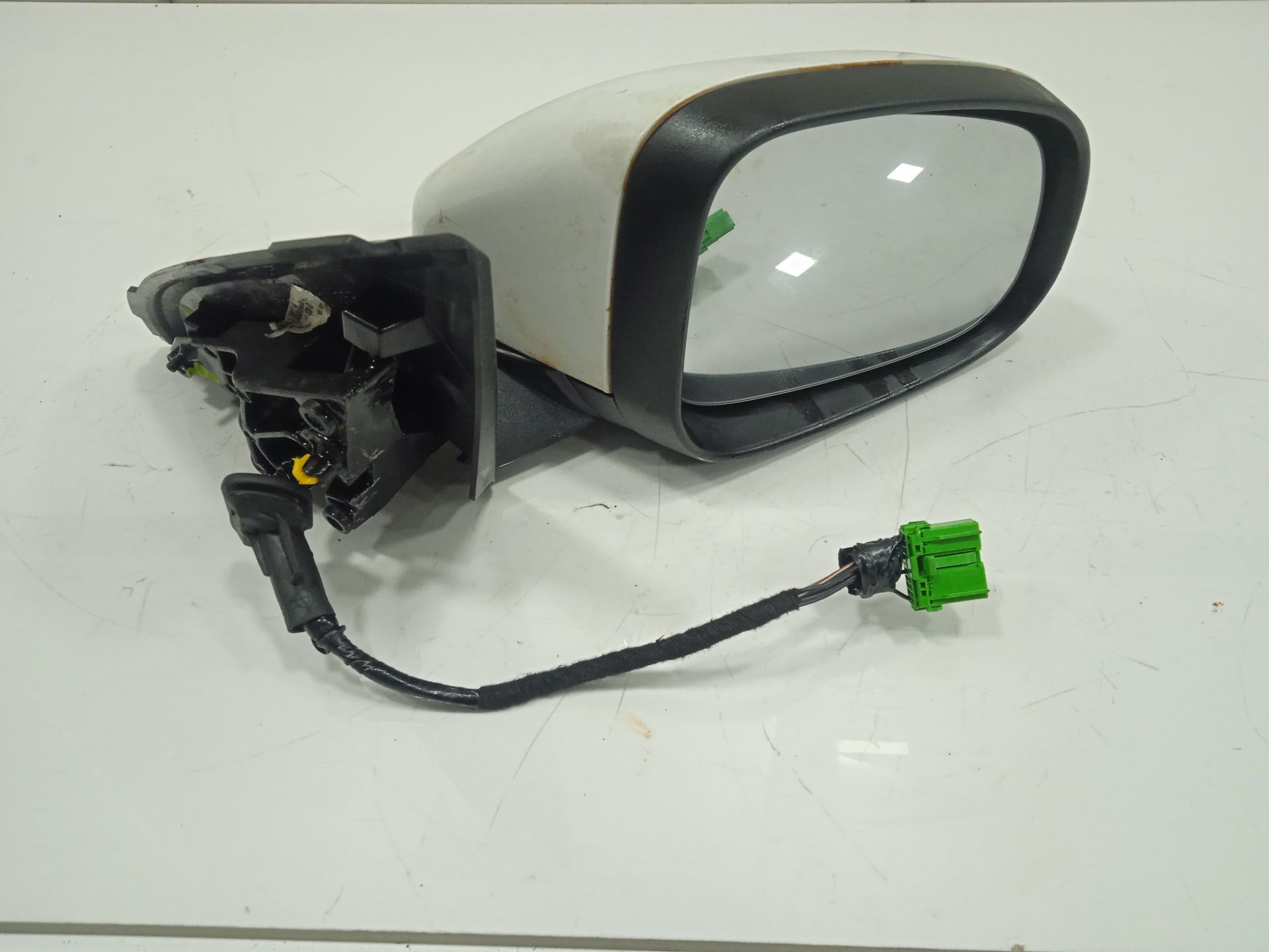 Retrovisor derecho volvo v60 familiar kinetic