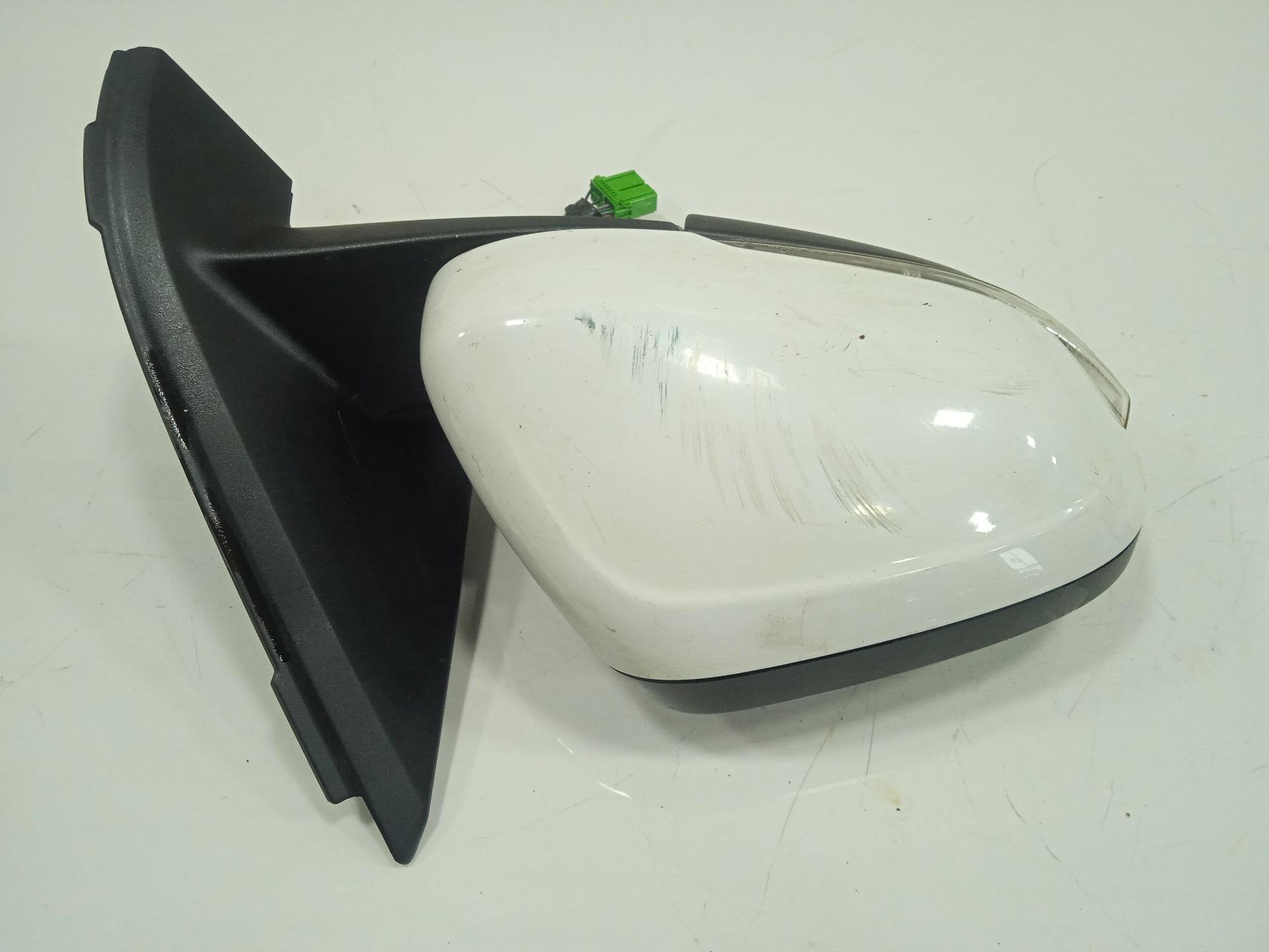Retrovisor derecho volvo v60 familiar kinetic
