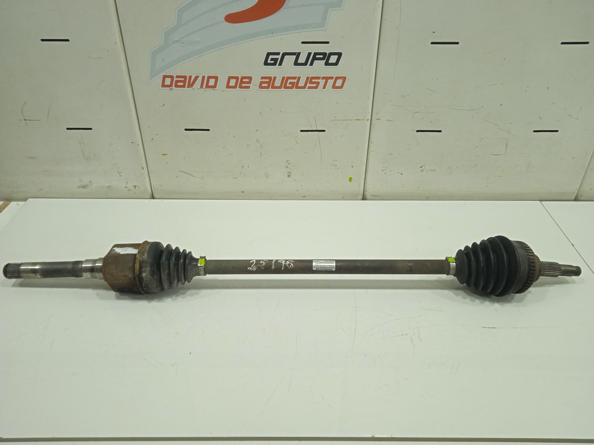 Transmision delantera derecha chrysler voyager (rg) 2.5 crd executive