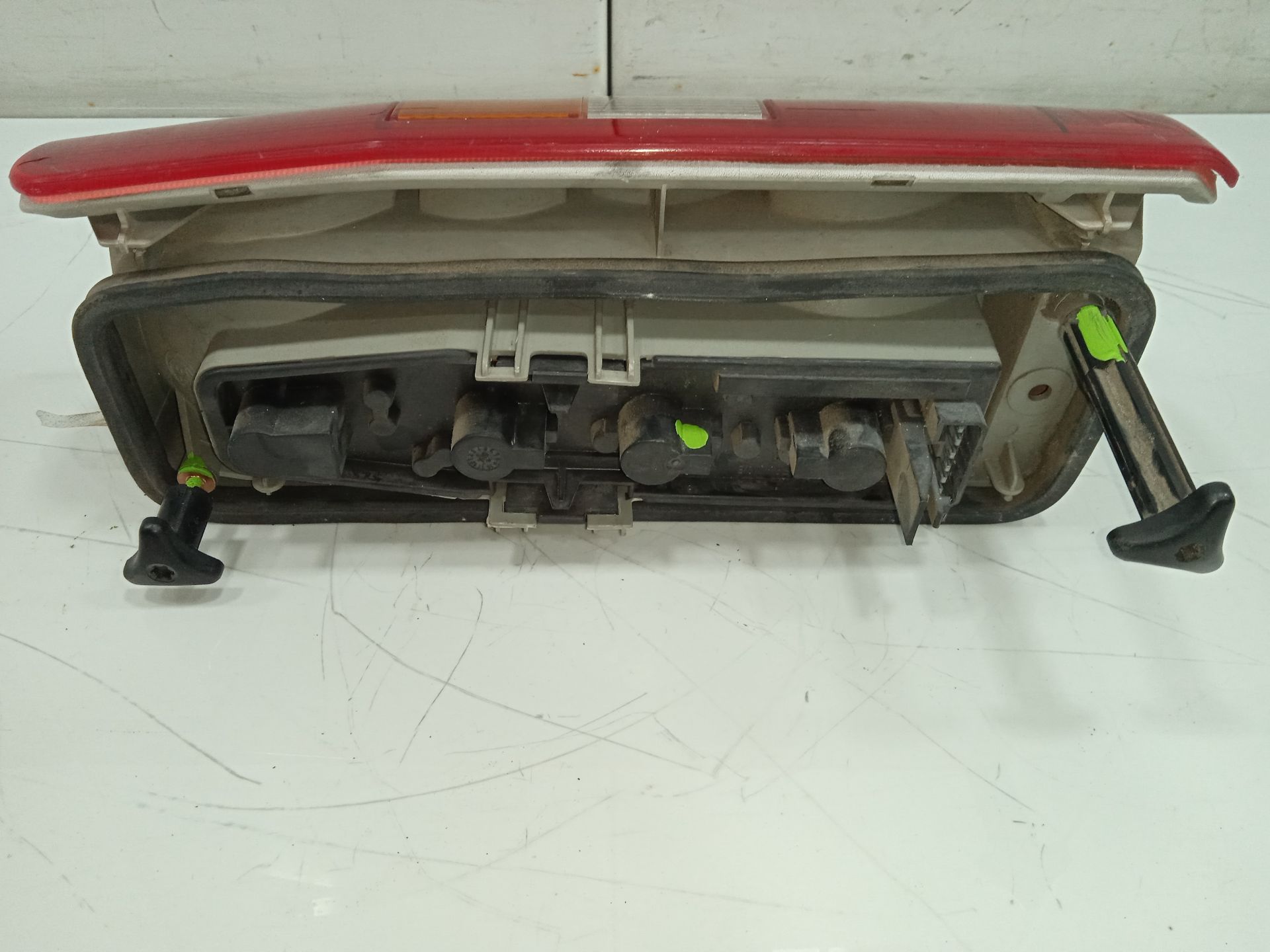 Piloto trasero izquierdo peugeot expert combi (1995) 
