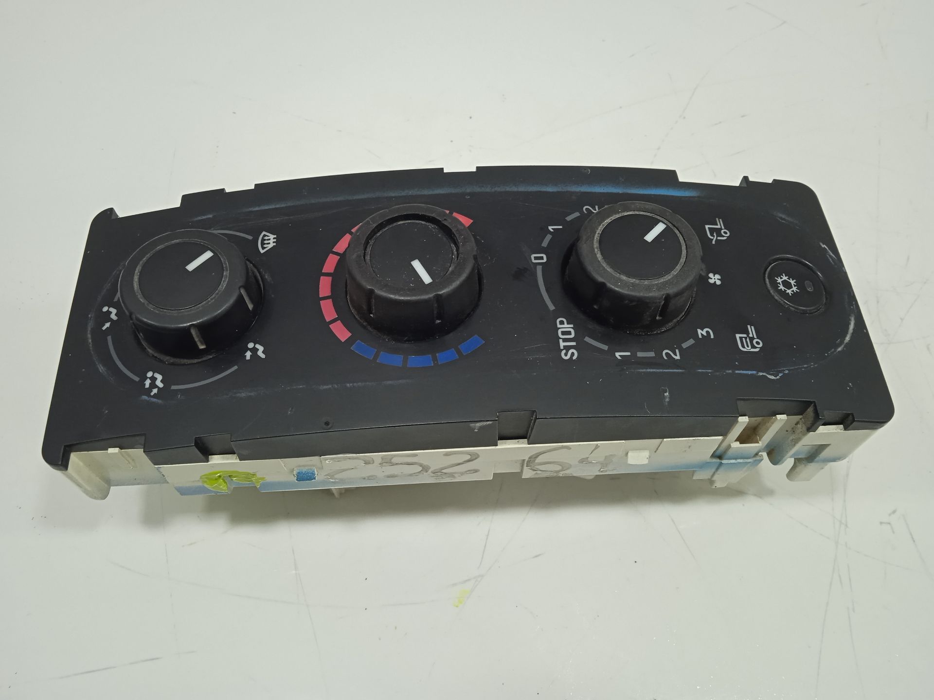 Mando calefaccion / aire acondicionado renault premium route fg 4x2 larga distancia