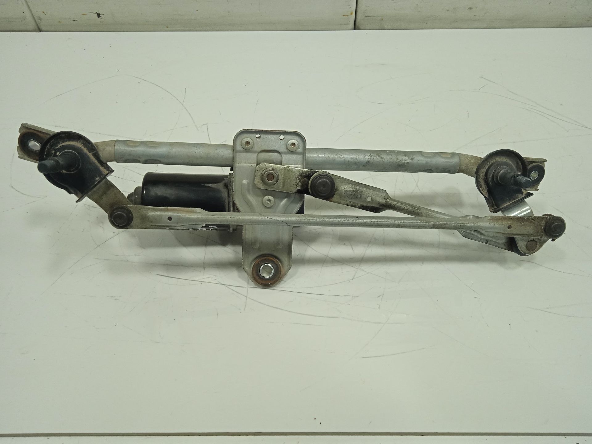 Motor limpia delantero   no identificado