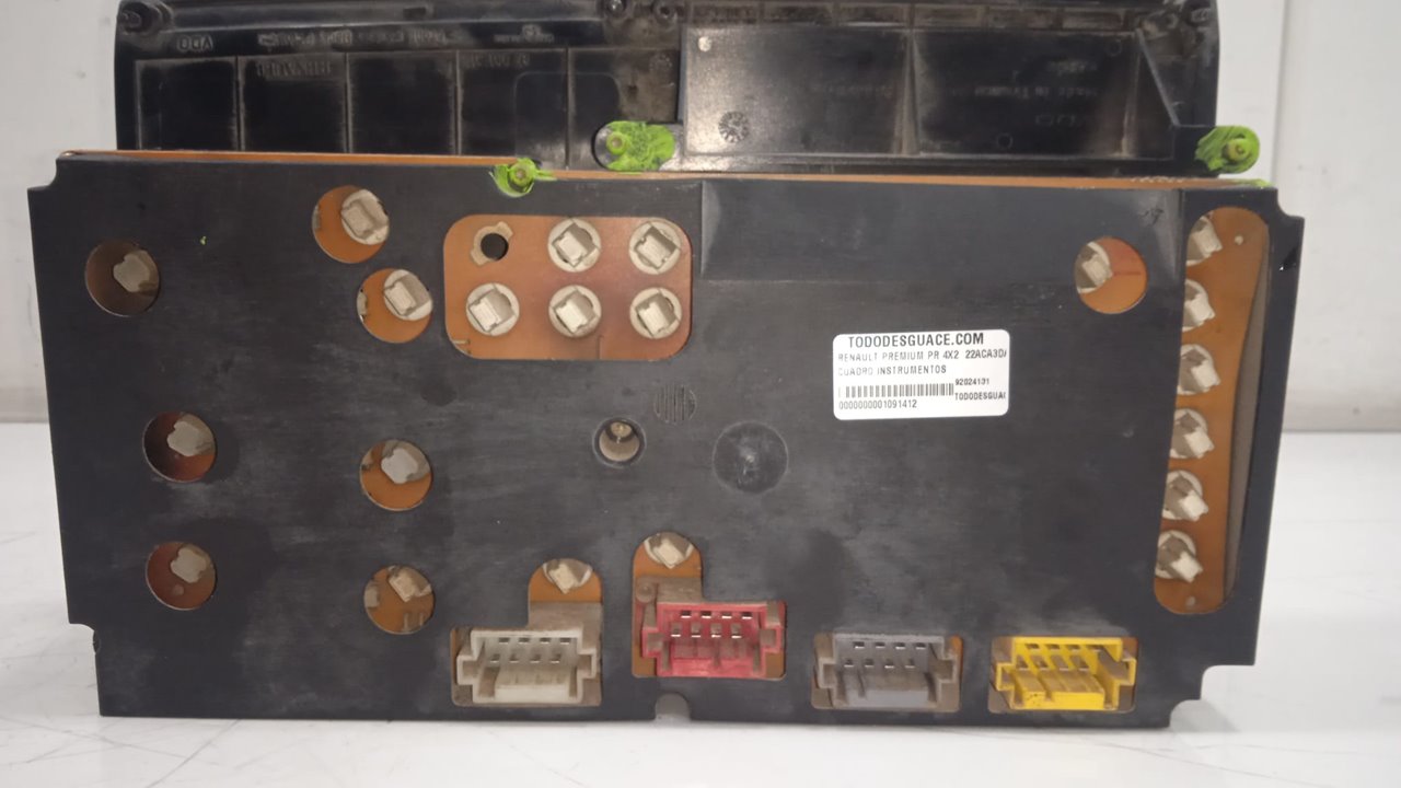 Cuadro instrumentos renault  no identificado