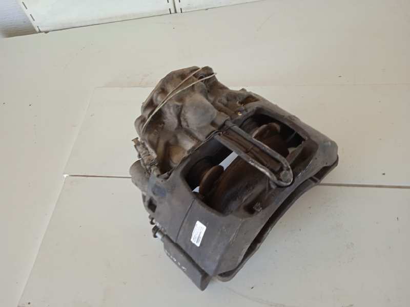 Pinza de freno trasera derecha renault midlum 