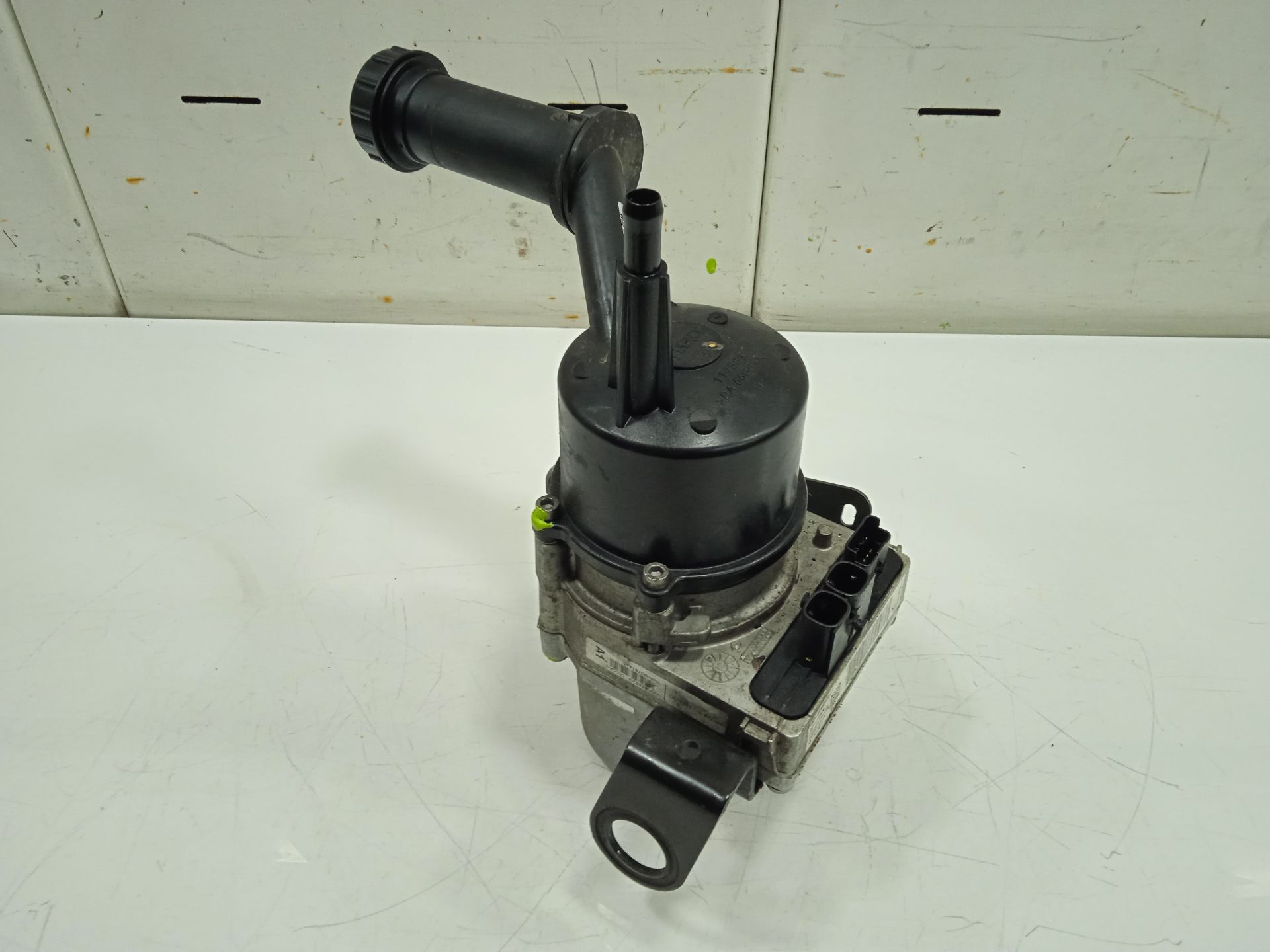 Bomba direccion citroen c4 berlina business