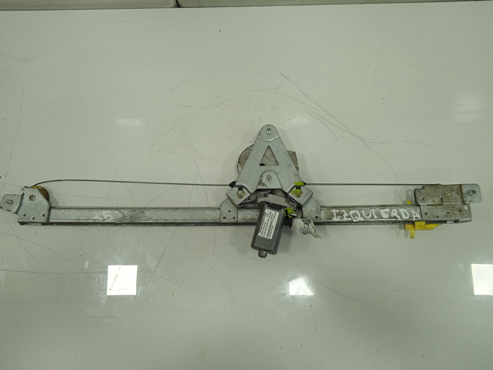 Elevalunas delantero izquierdo nissan primastar (x83) caja cerrada batalla corta 29