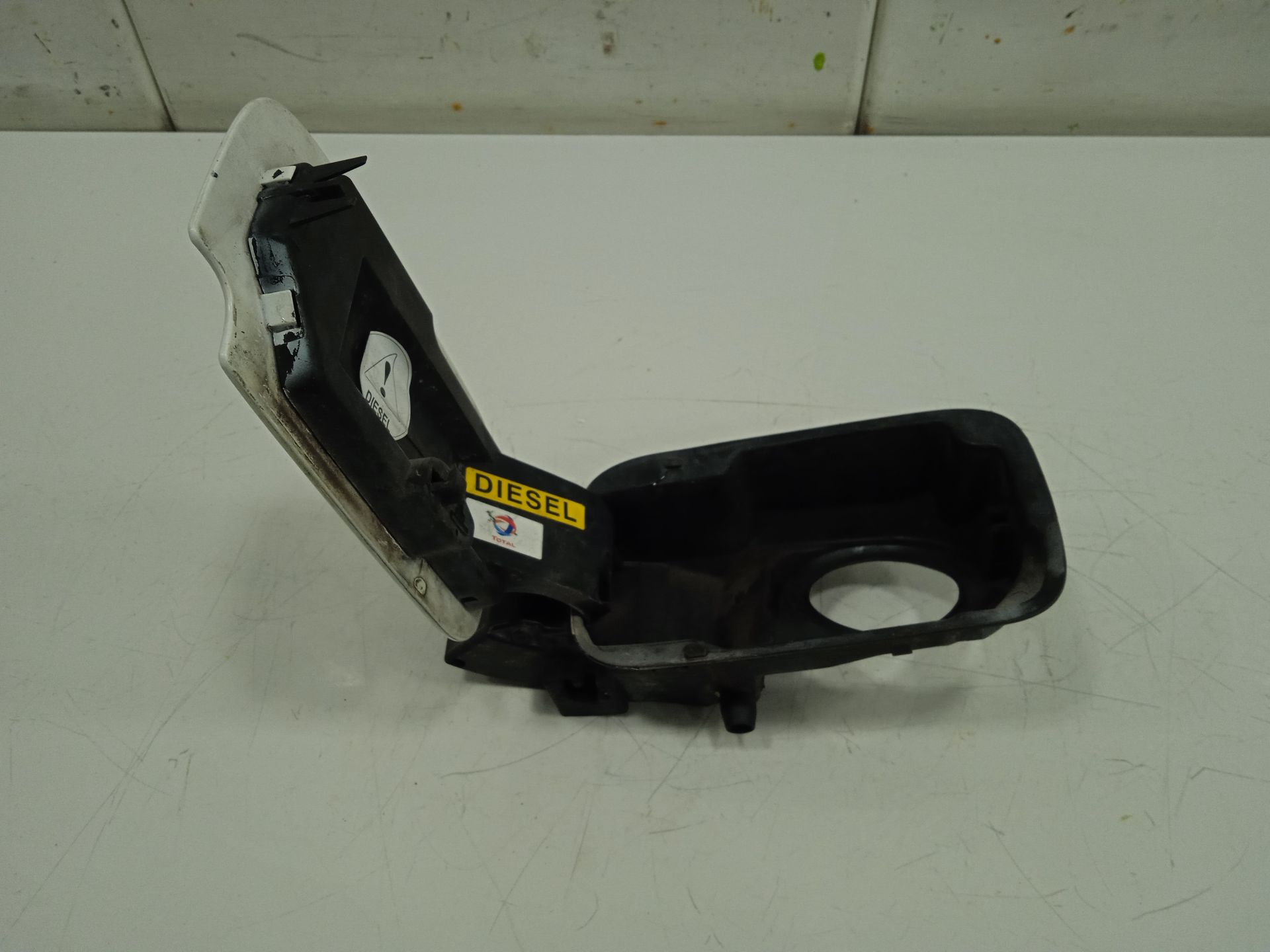 Tapa exterior combustible l1