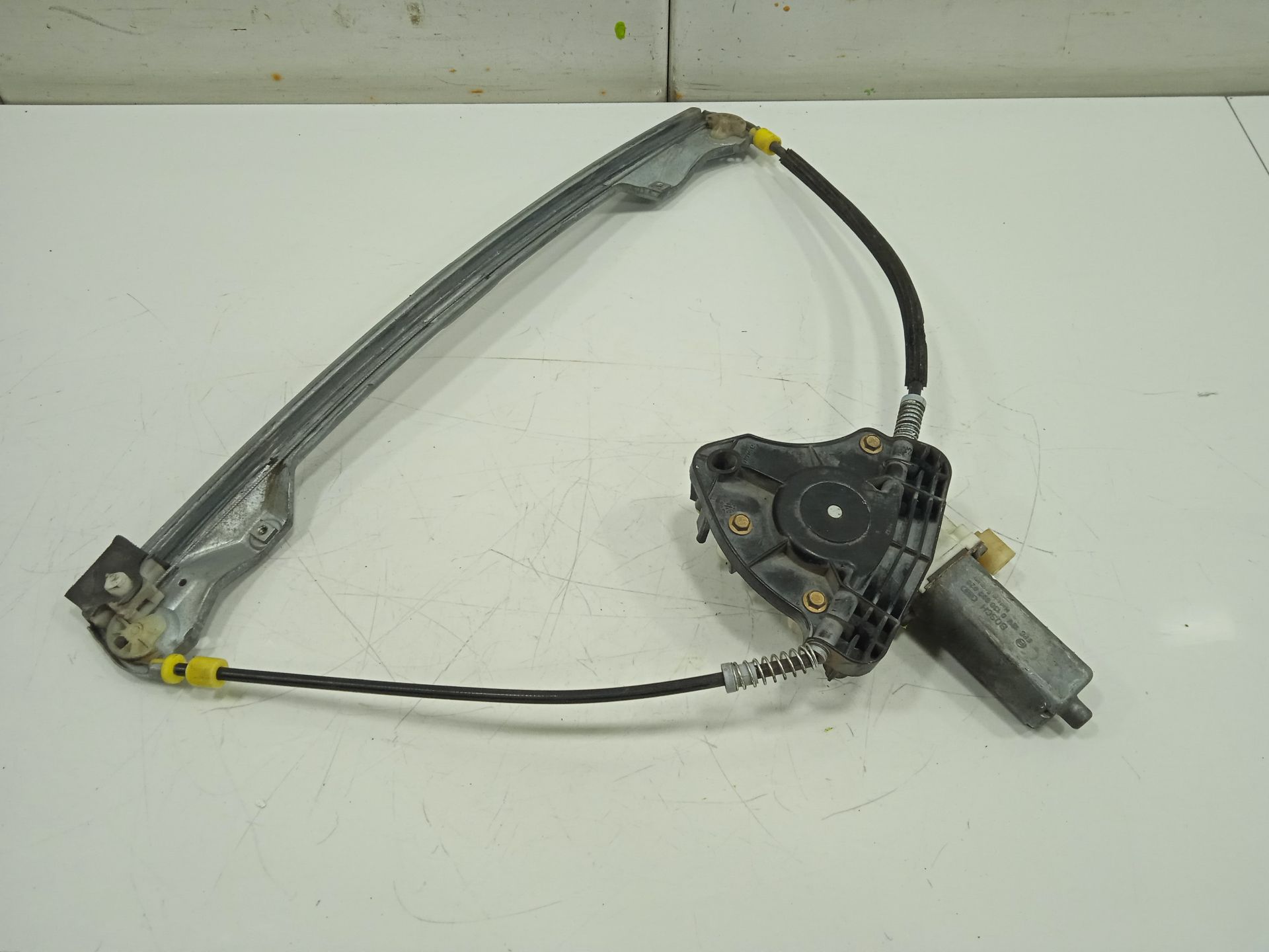 Elevalunas delantero izquierdo renault clio ii fase ii (bcb0) authentique