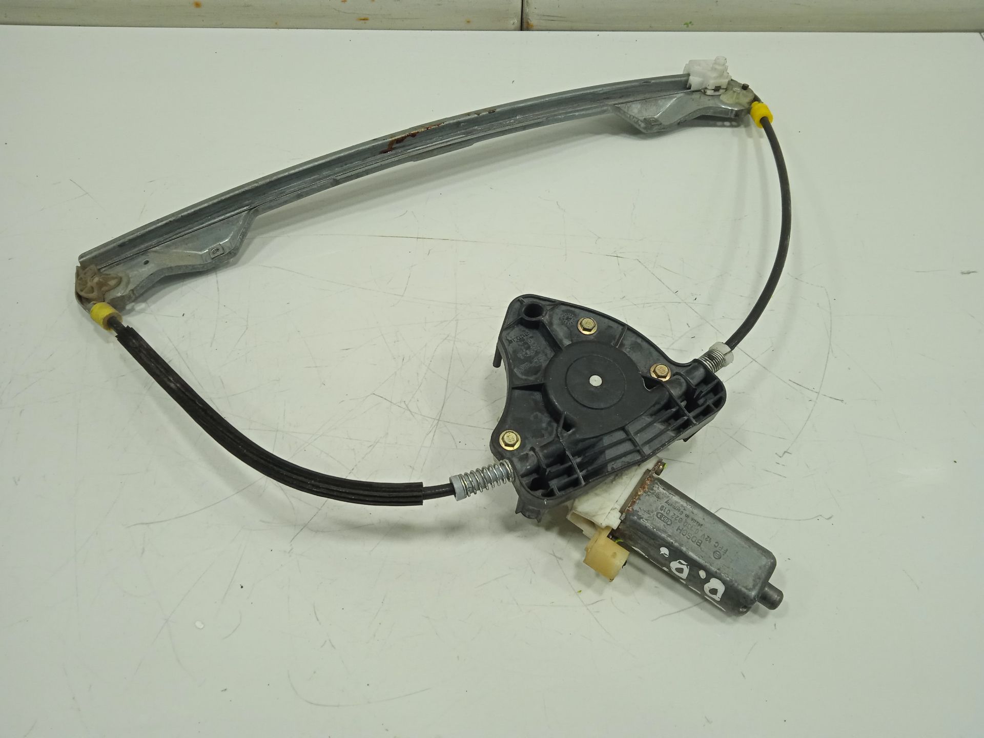Elevalunas delantero derecho renault clio ii fase ii (bcb0) authentique