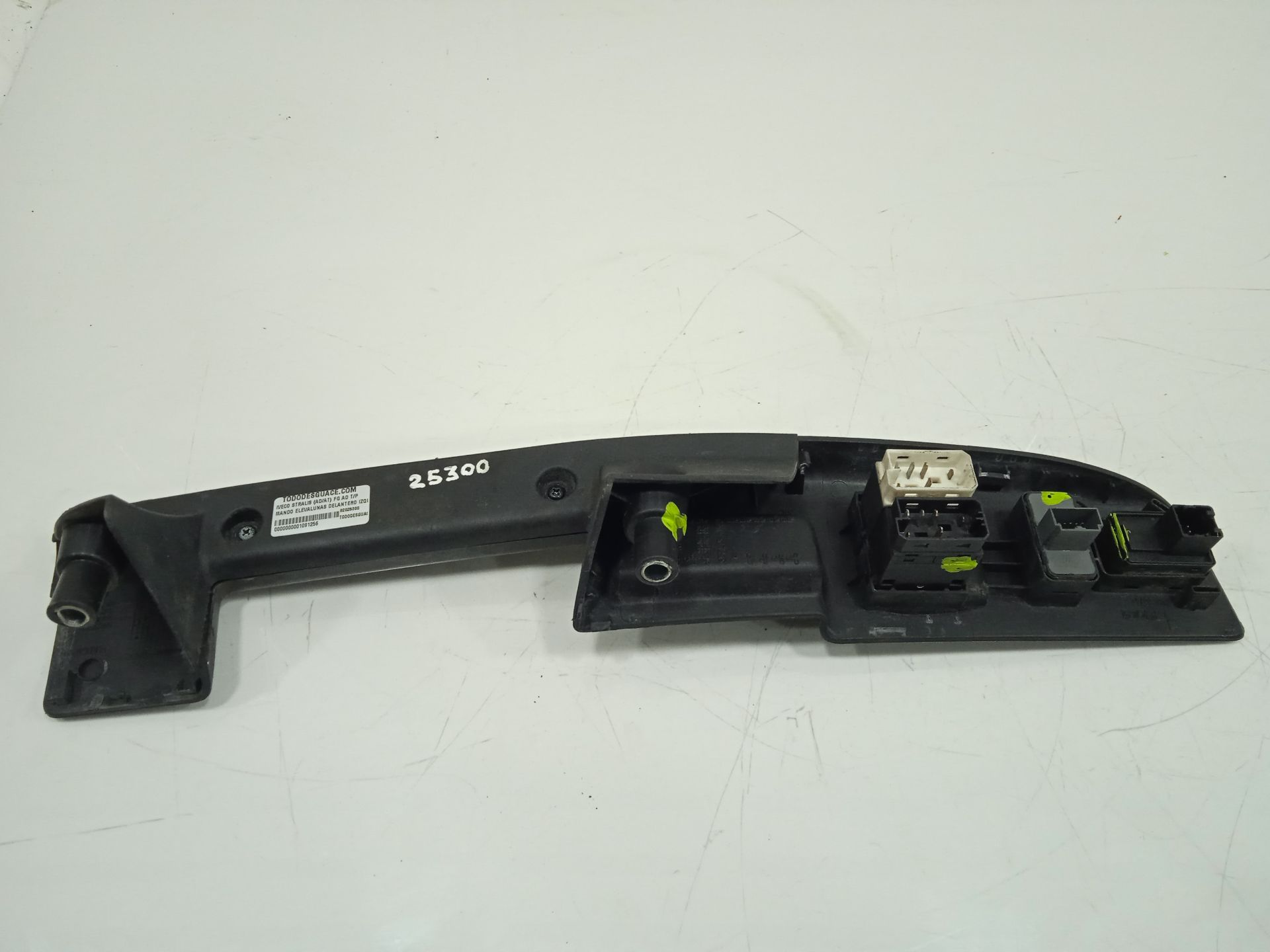Mando elevalunas delantero izquierdo iveco stralis (ad hi-streetat hi-road)(07.2012) fg ad tp                    4