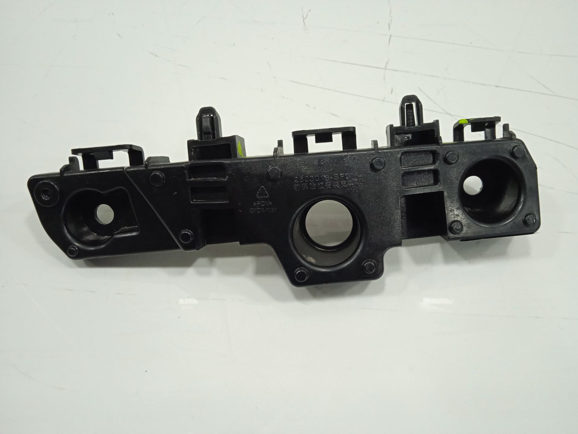 Soporte paragolpes delantero   no identificado