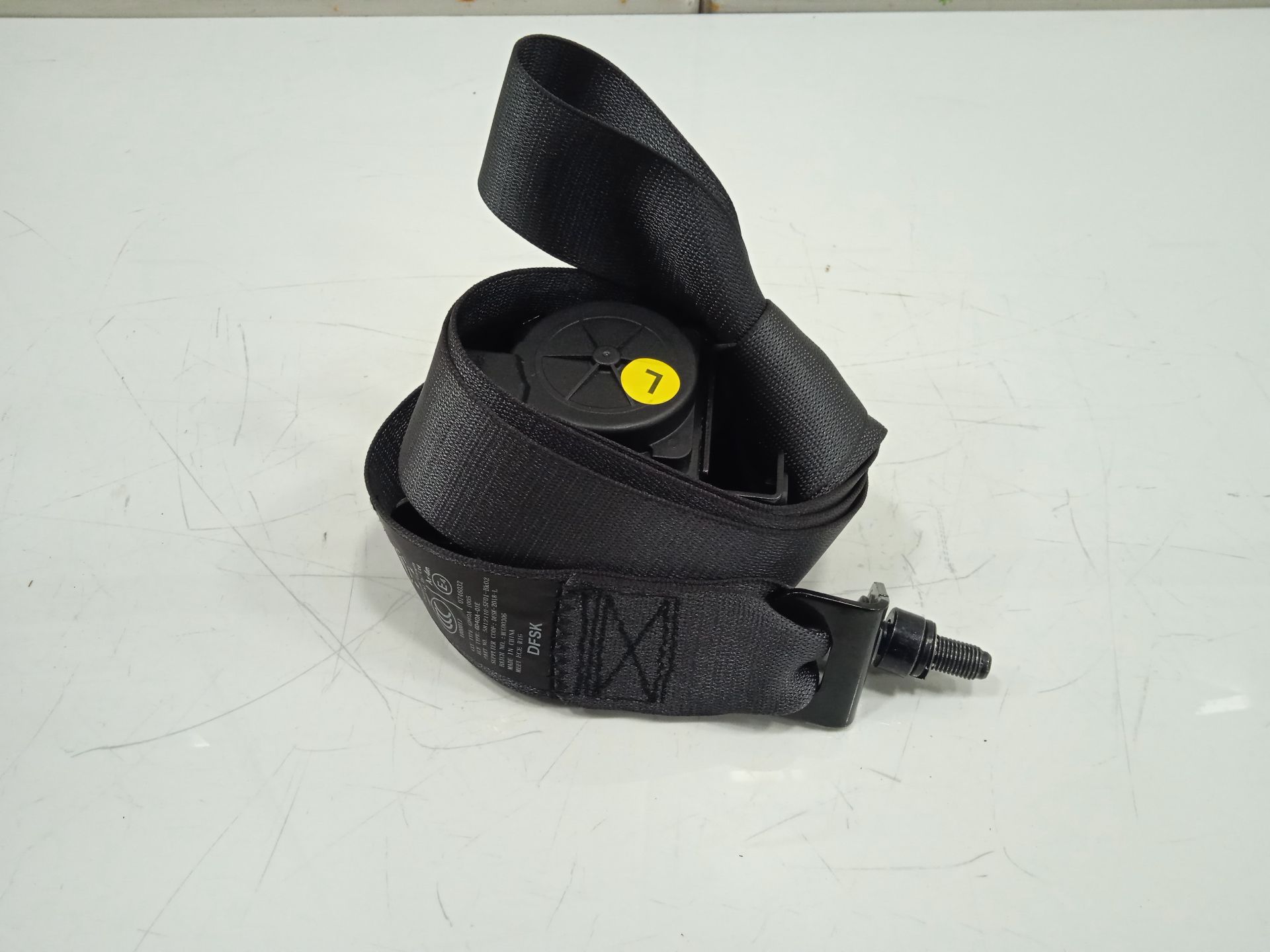 Cinturon seguridad trasero izquierdo   no identificado