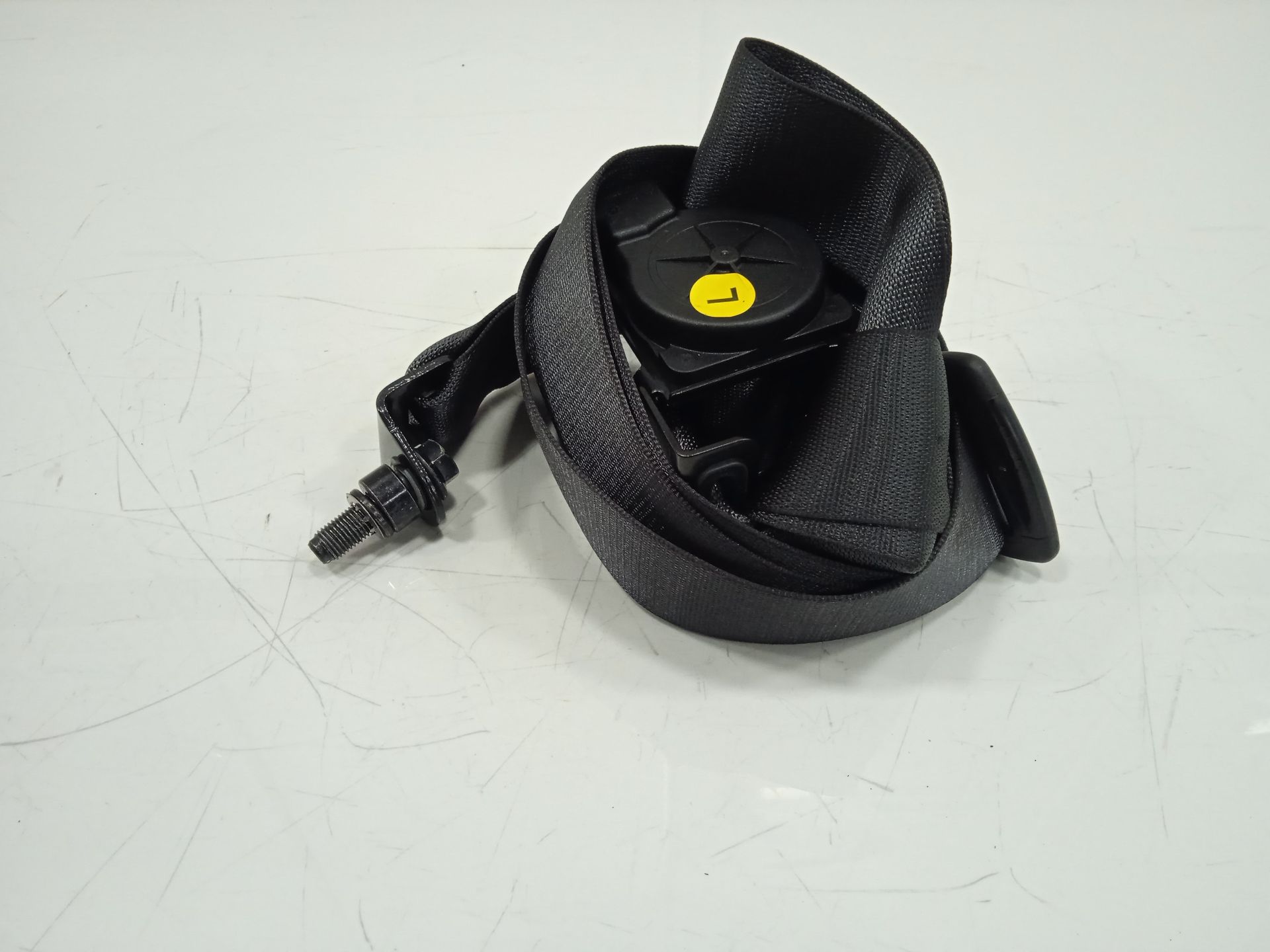 Cinturon seguridad trasero izquierdo   no identificado