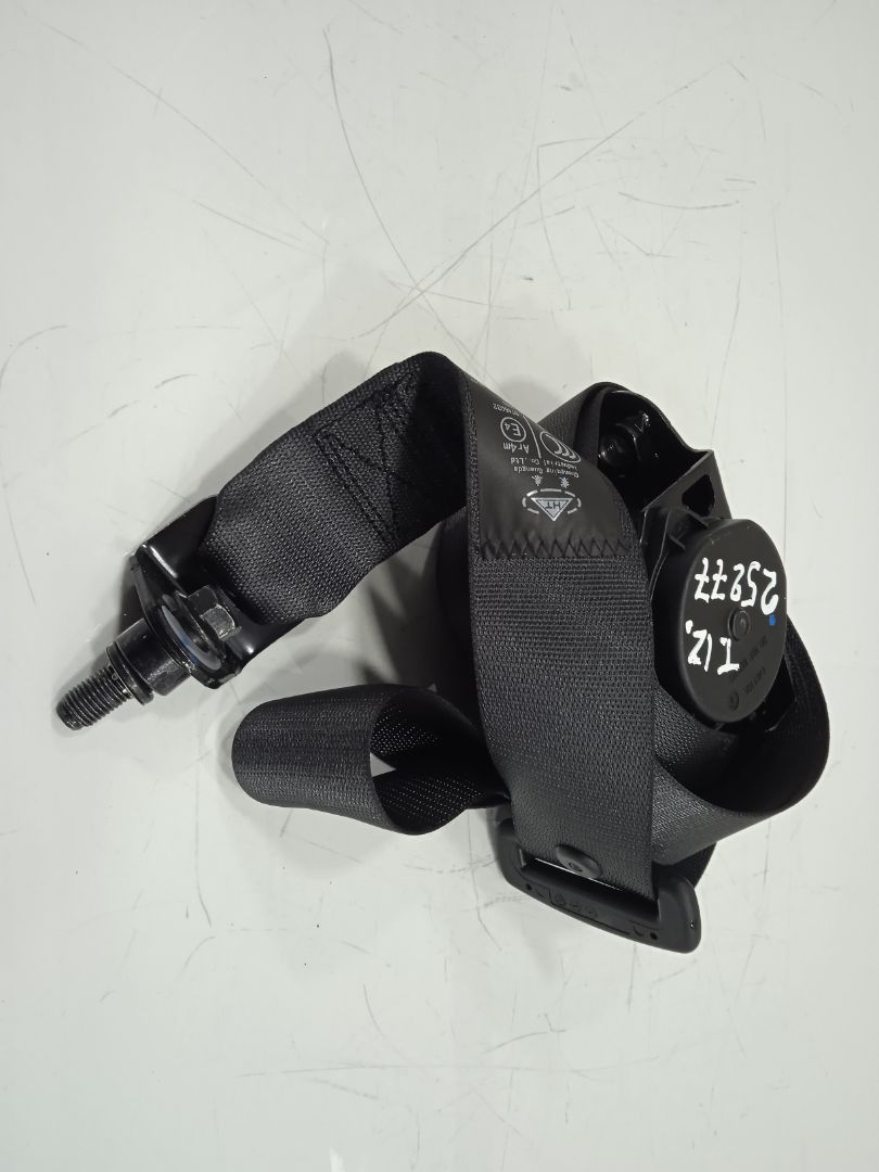 Cinturon seguridad trasero izquierdo   no identificado