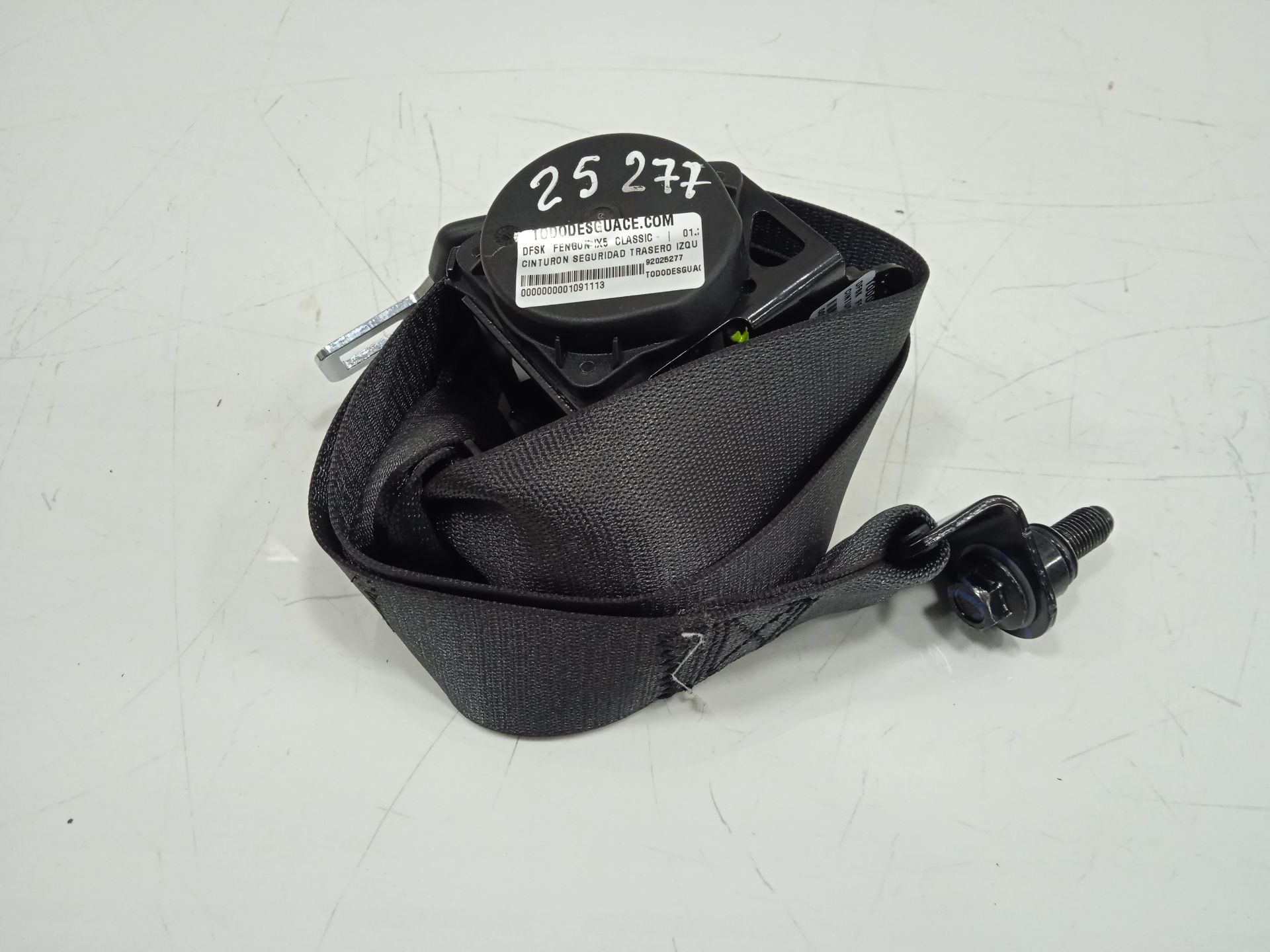 Cinturon seguridad trasero derecho   no identificado