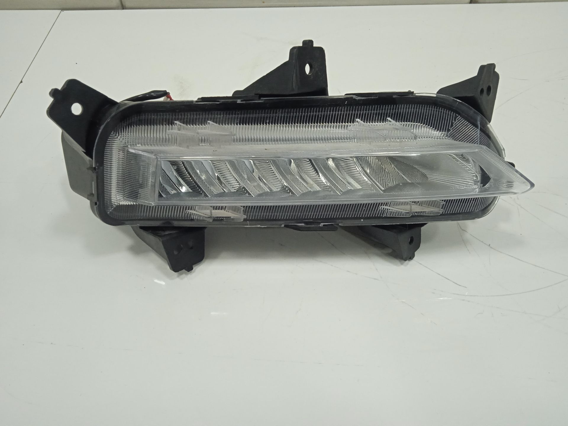 Faro antiniebla derecho   no identificado