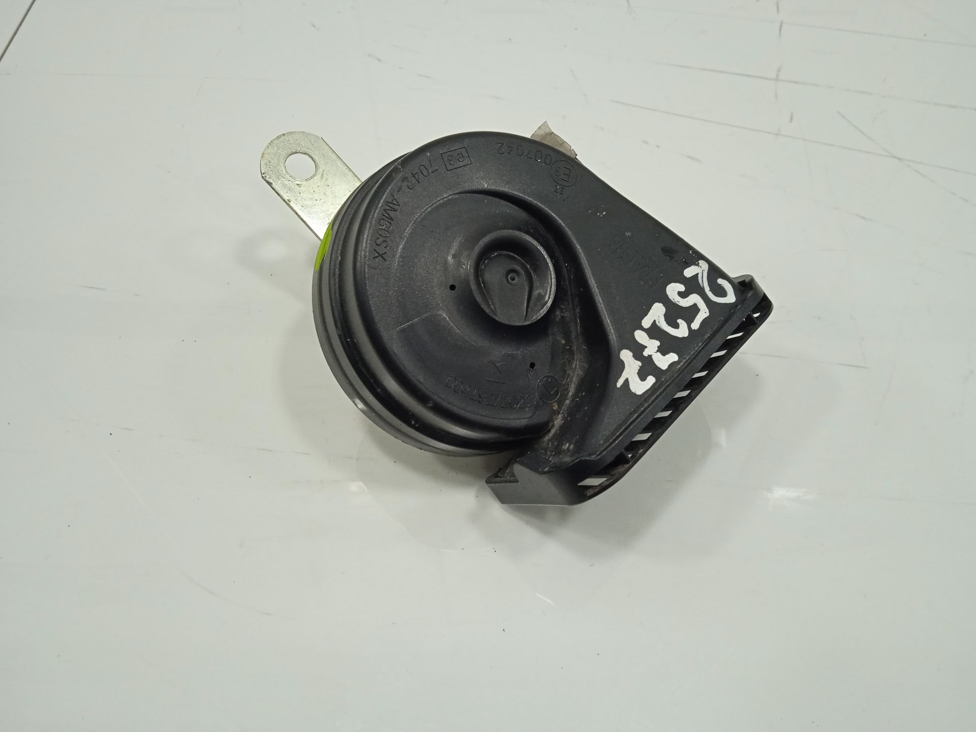 Claxon   no identificado