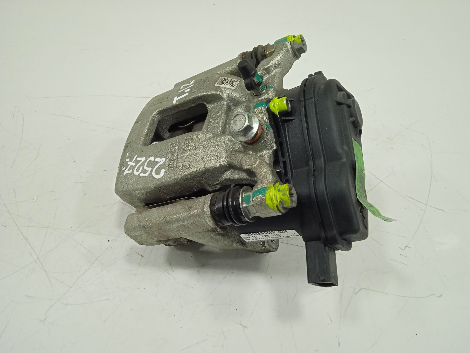 Pinza de freno trasera izquierda   no identificado