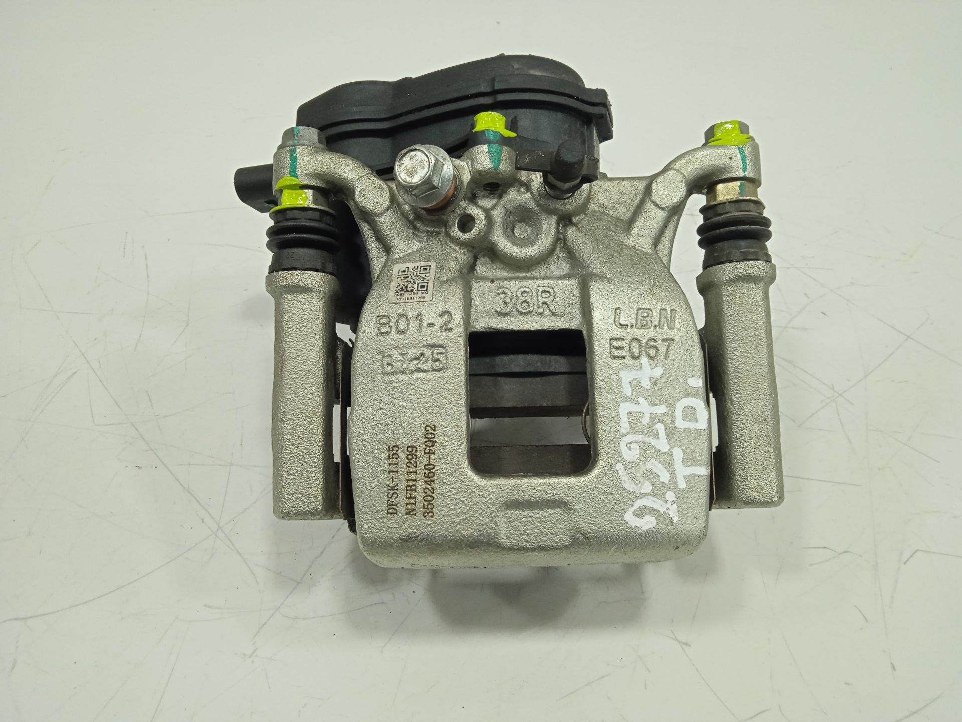 Pinza de freno trasera derecha   no identificado