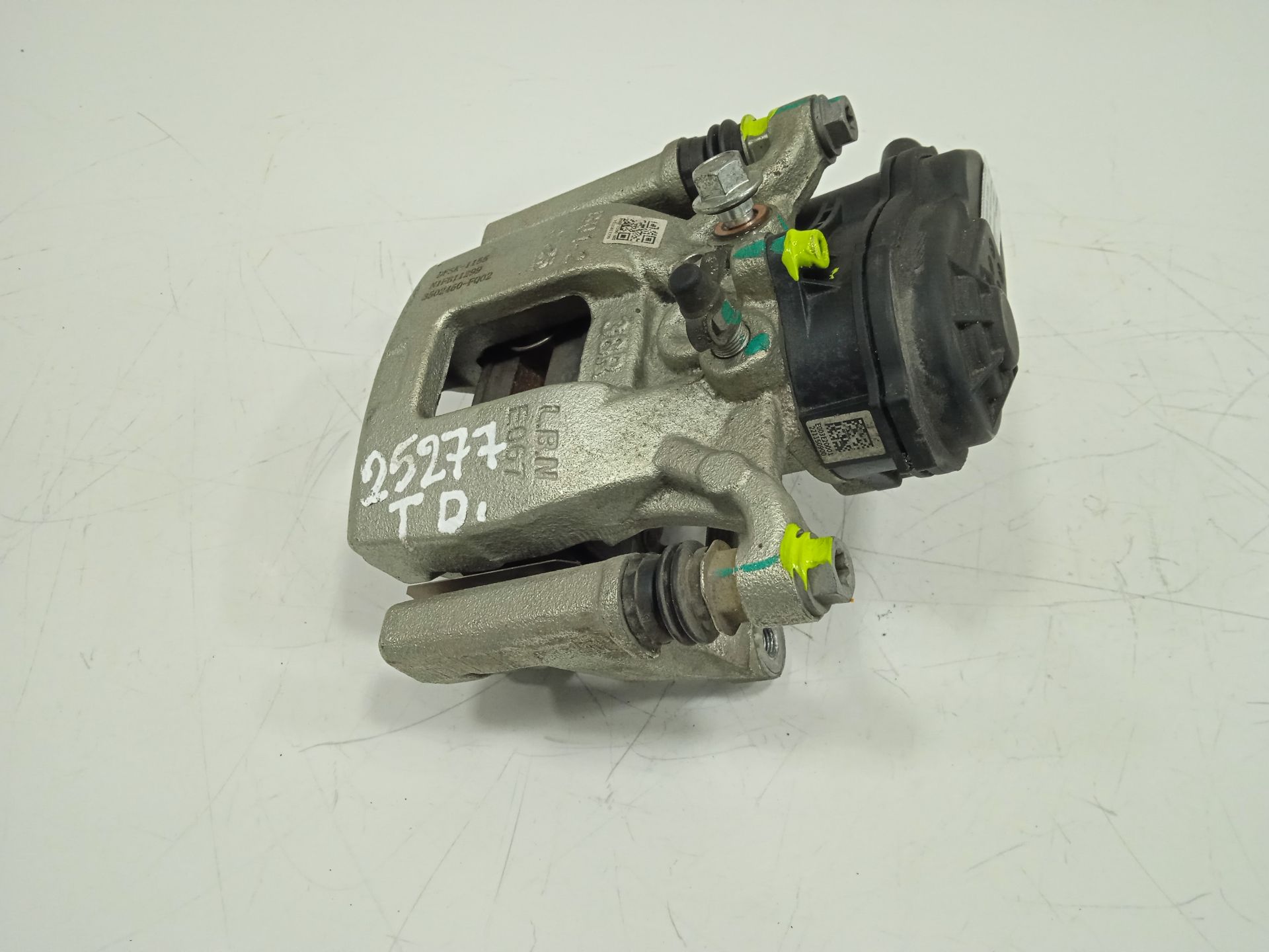 Pinza de freno trasera derecha   no identificado