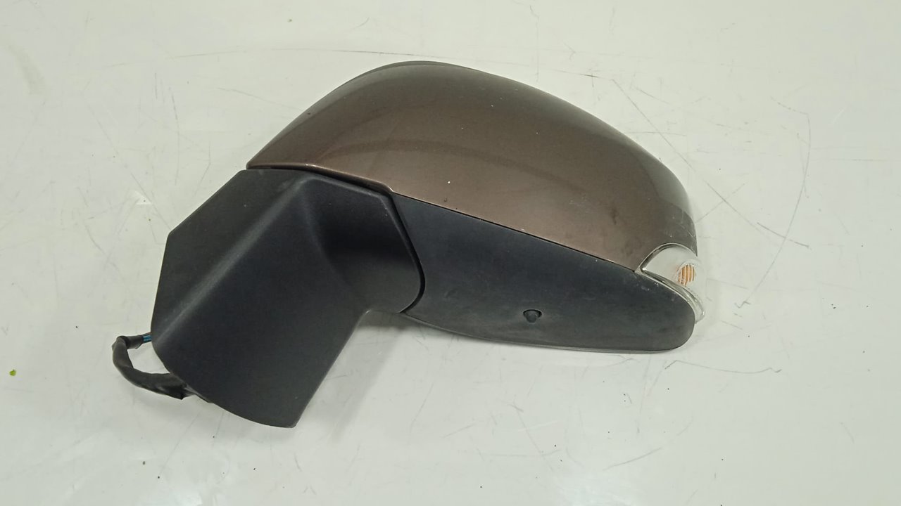 Retrovisor izquierdo renault  no identificado