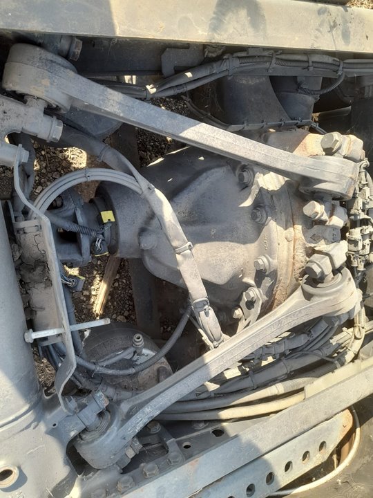 No identificado mercedes-benz actros 4 2-ejes bm 963 (2011) 18xx 4x2 sattelzugmaschine l b