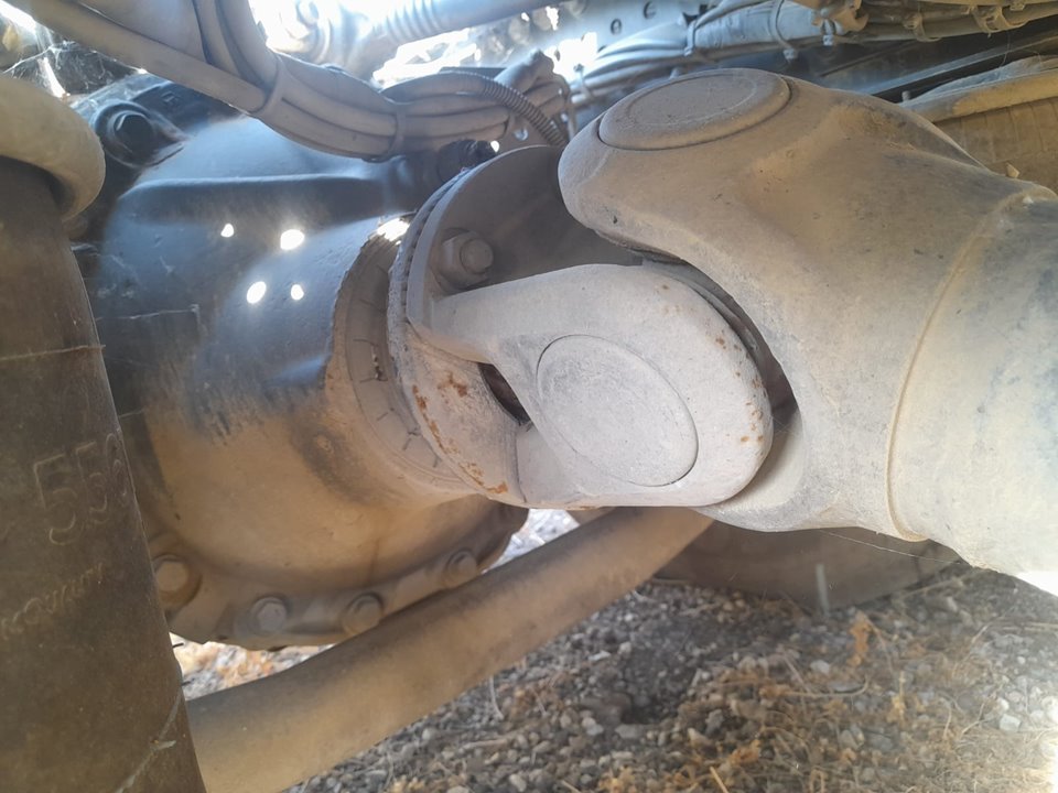 No identificado mercedes-benz actros 4 3-ejes bm 963 (2011) 25xx 6x2 szm l bigspace