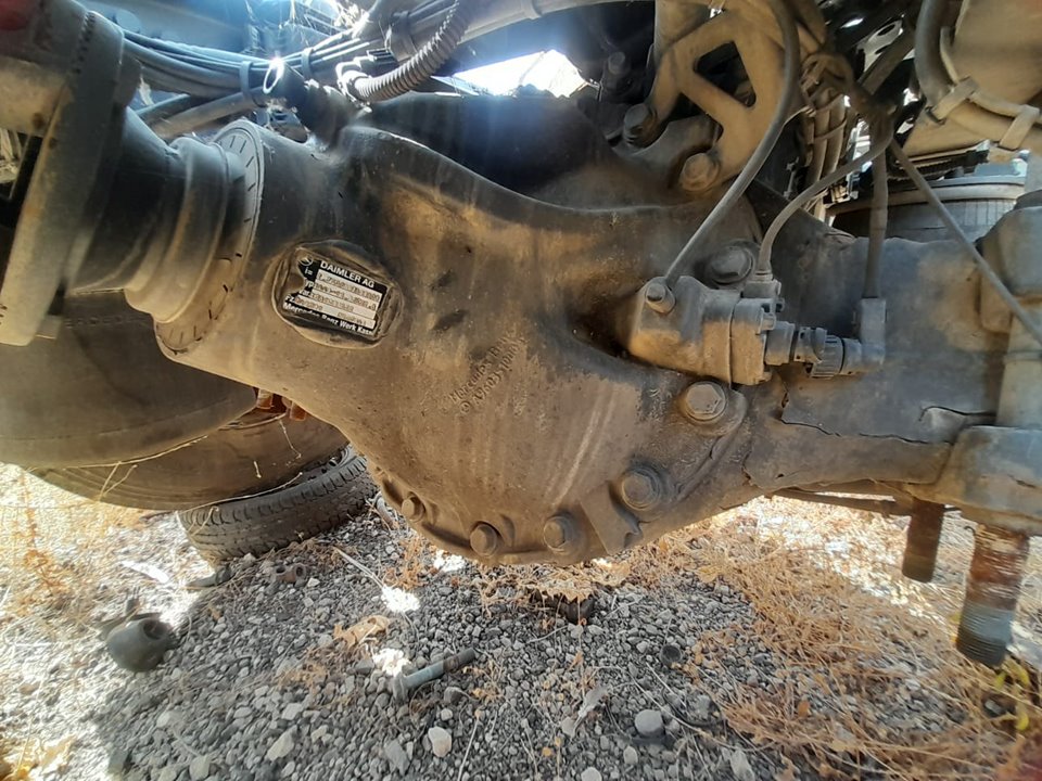 No identificado mercedes-benz actros 4 2-ejes bm 963 (2011) 18xx 4x2 sattelzugmaschine l b