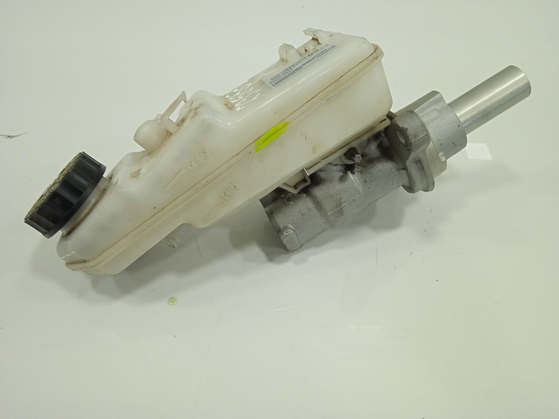 Bomba freno toyota auris (e18) active