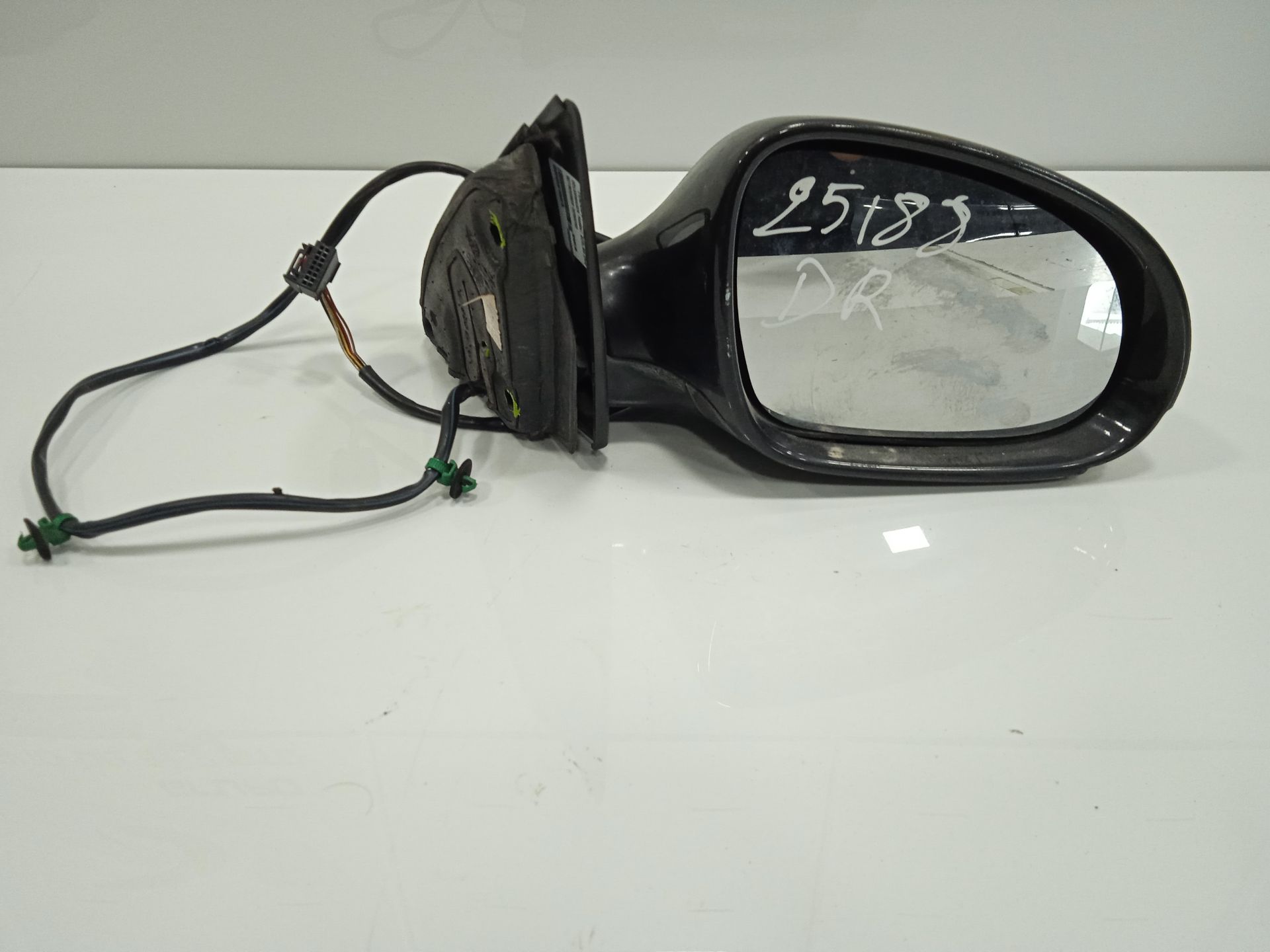 Retrovisor derecho volkswagen passat berlina (3c2) advance