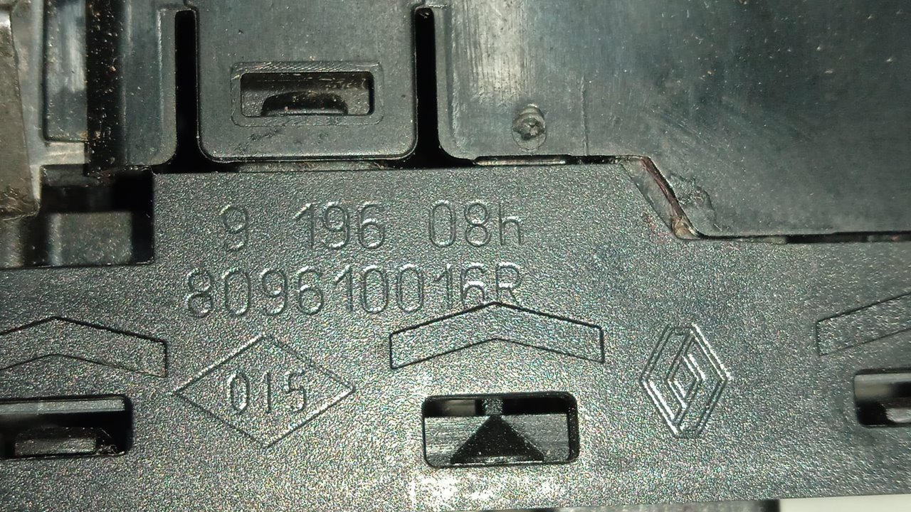 Mando elevalunas delantero izquierdo renault  no identificado