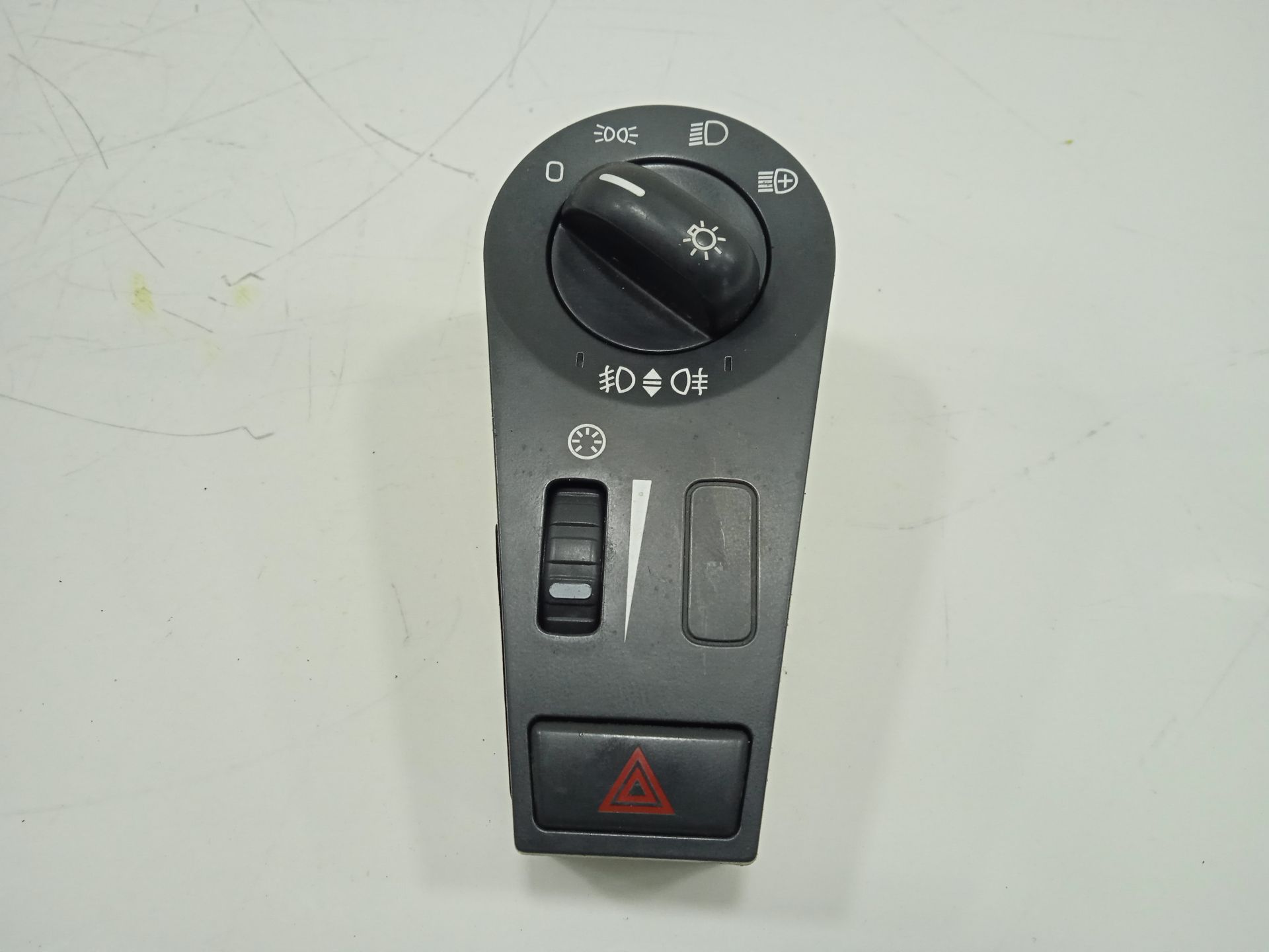 Mando luces volvo fh fg 4x2 low largo (lh1 o l2h1)