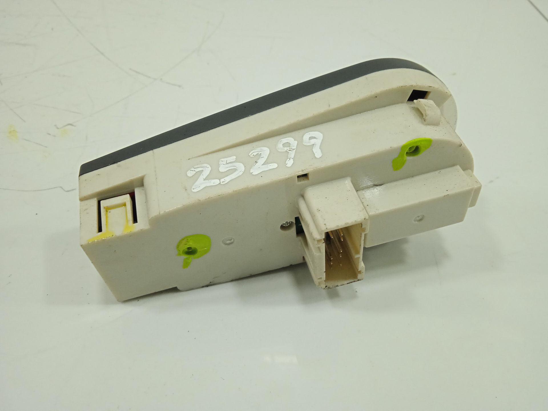 Mando luces volvo fh fg 4x2 low largo (lh1 o l2h1)