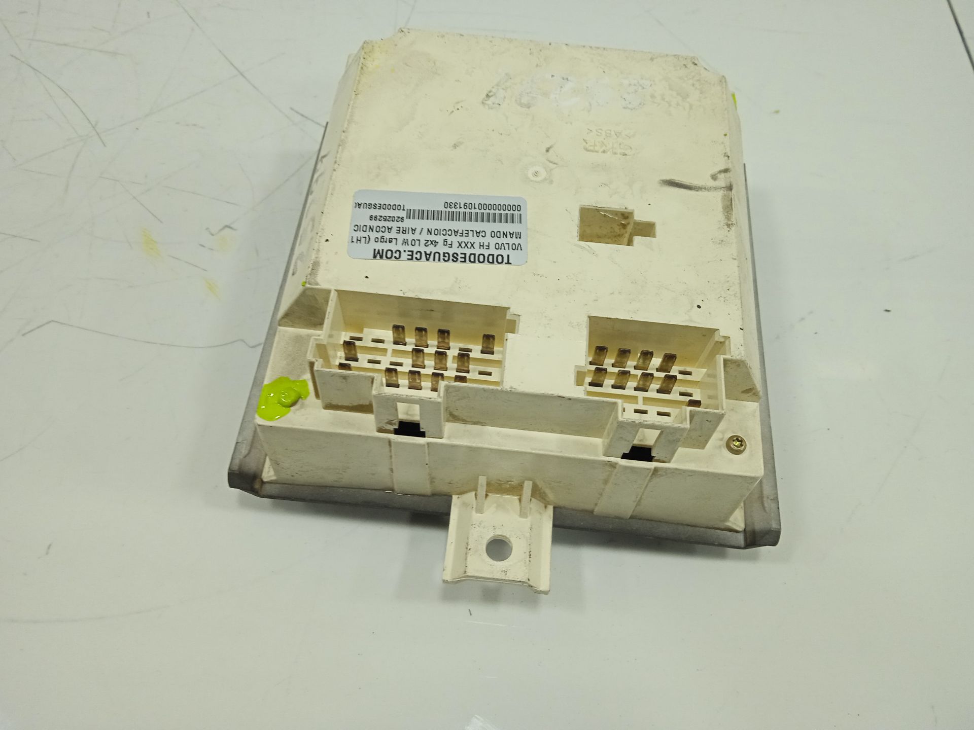 Mando calefaccion / aire acondicionado volvo fh fg 4x2 low largo (lh1 o l2h1)