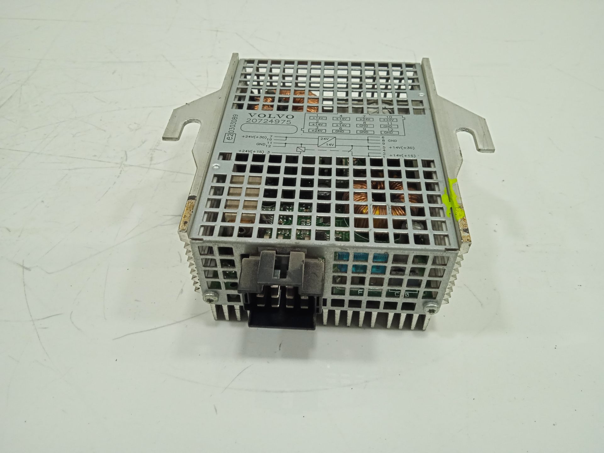 No identificado volvo fh fg 4x2 low largo (lh1 o l2h1)