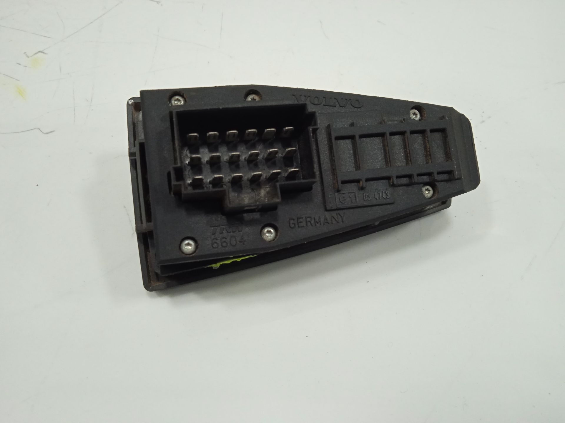 Mando elevalunas delantero izquierdo volvo fh fg 4x2 low largo (lh1 o l2h1)