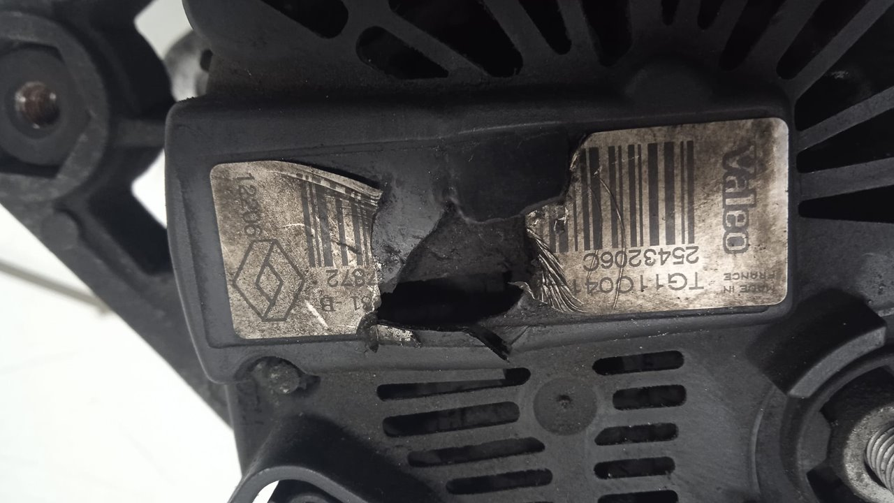 Alternador   no identificado