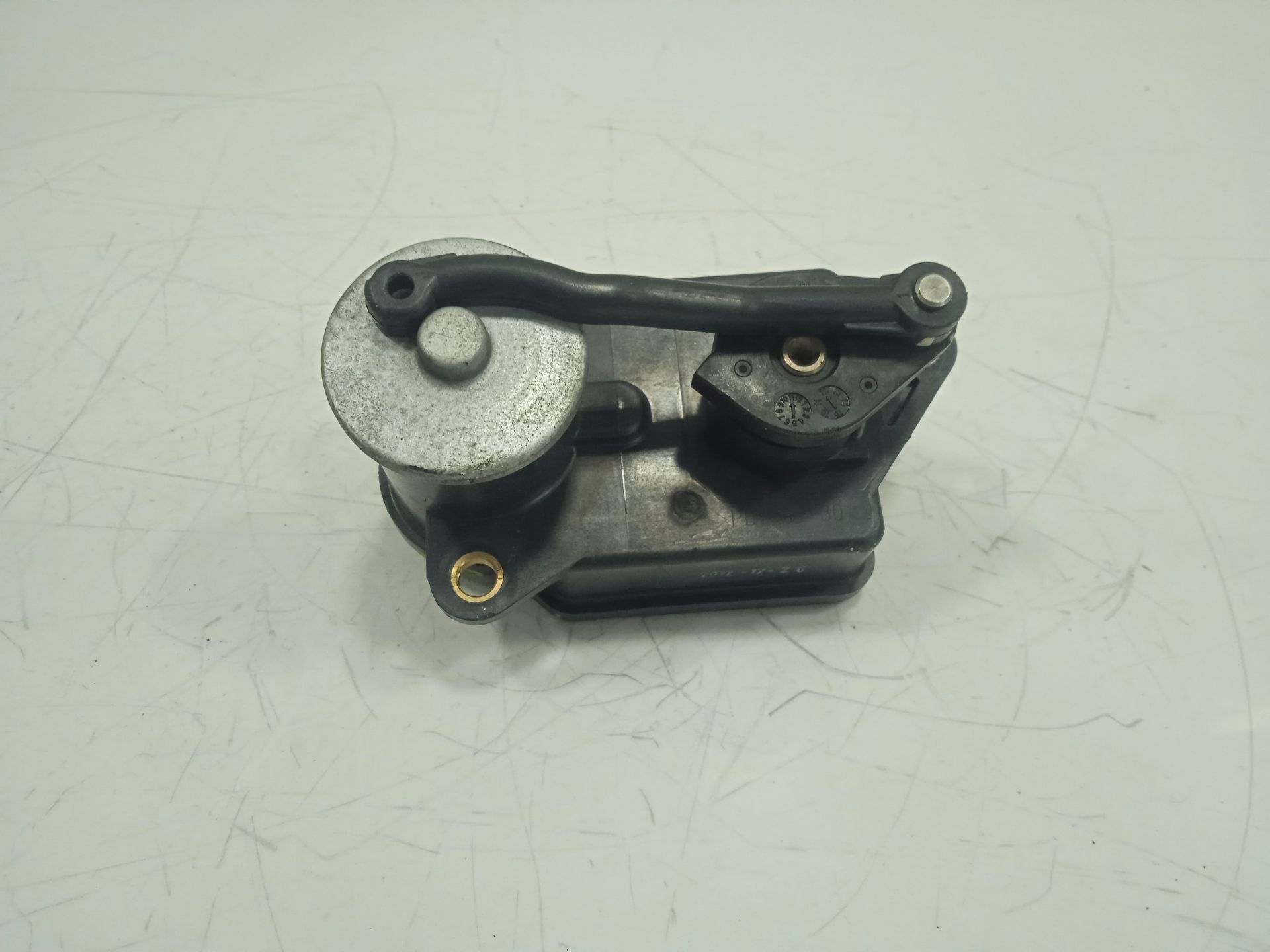 Actuador cierre hyundai i40 (vf) gl bluedrive city  bluedrive 